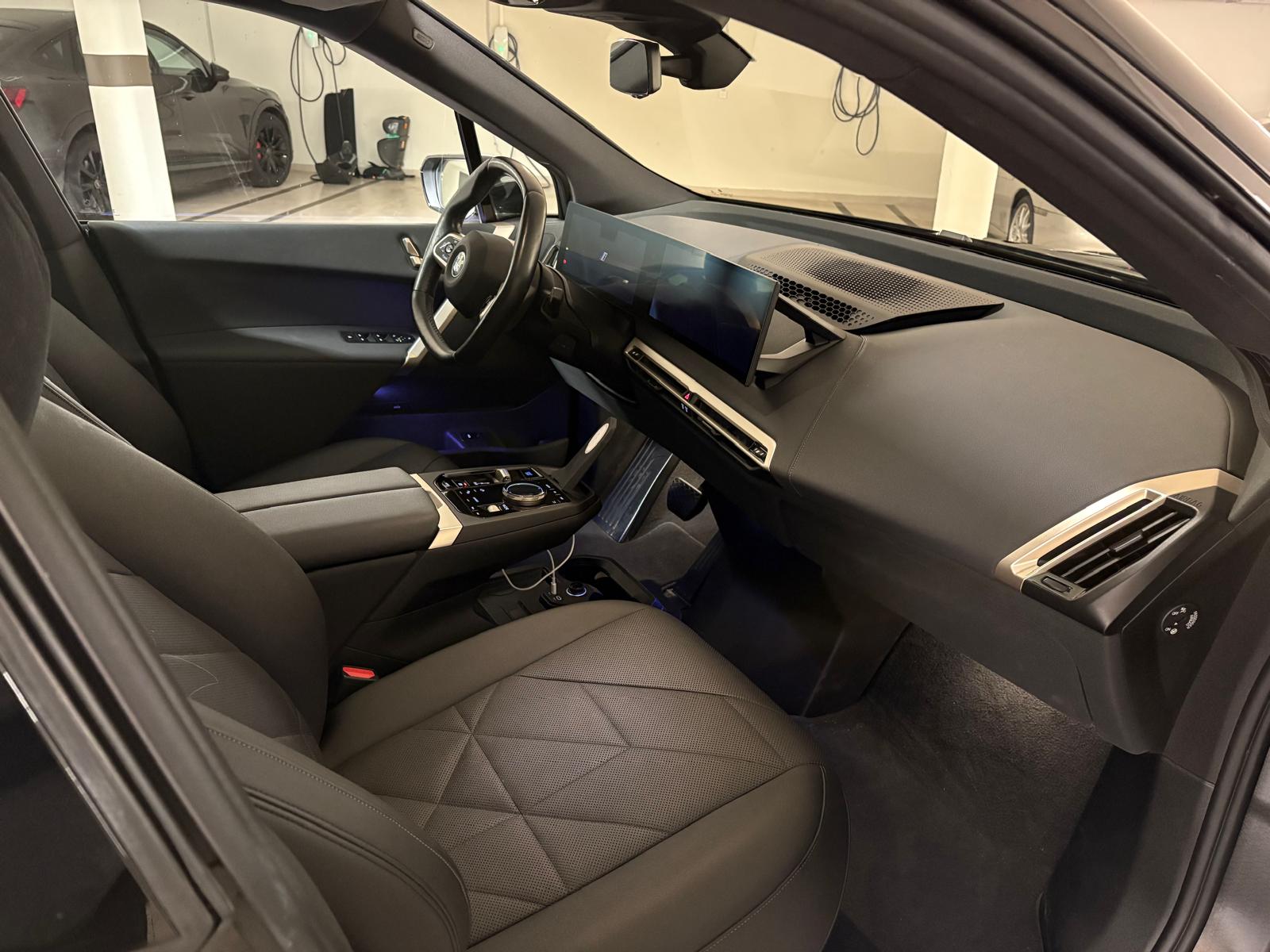 BMW xDrive40-image-11