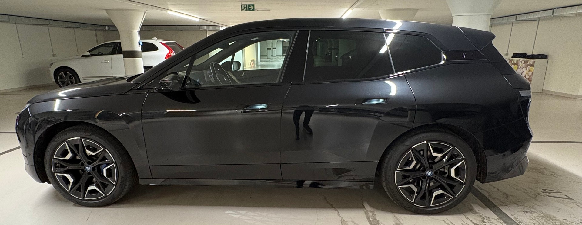 BMW xDrive40-image-21