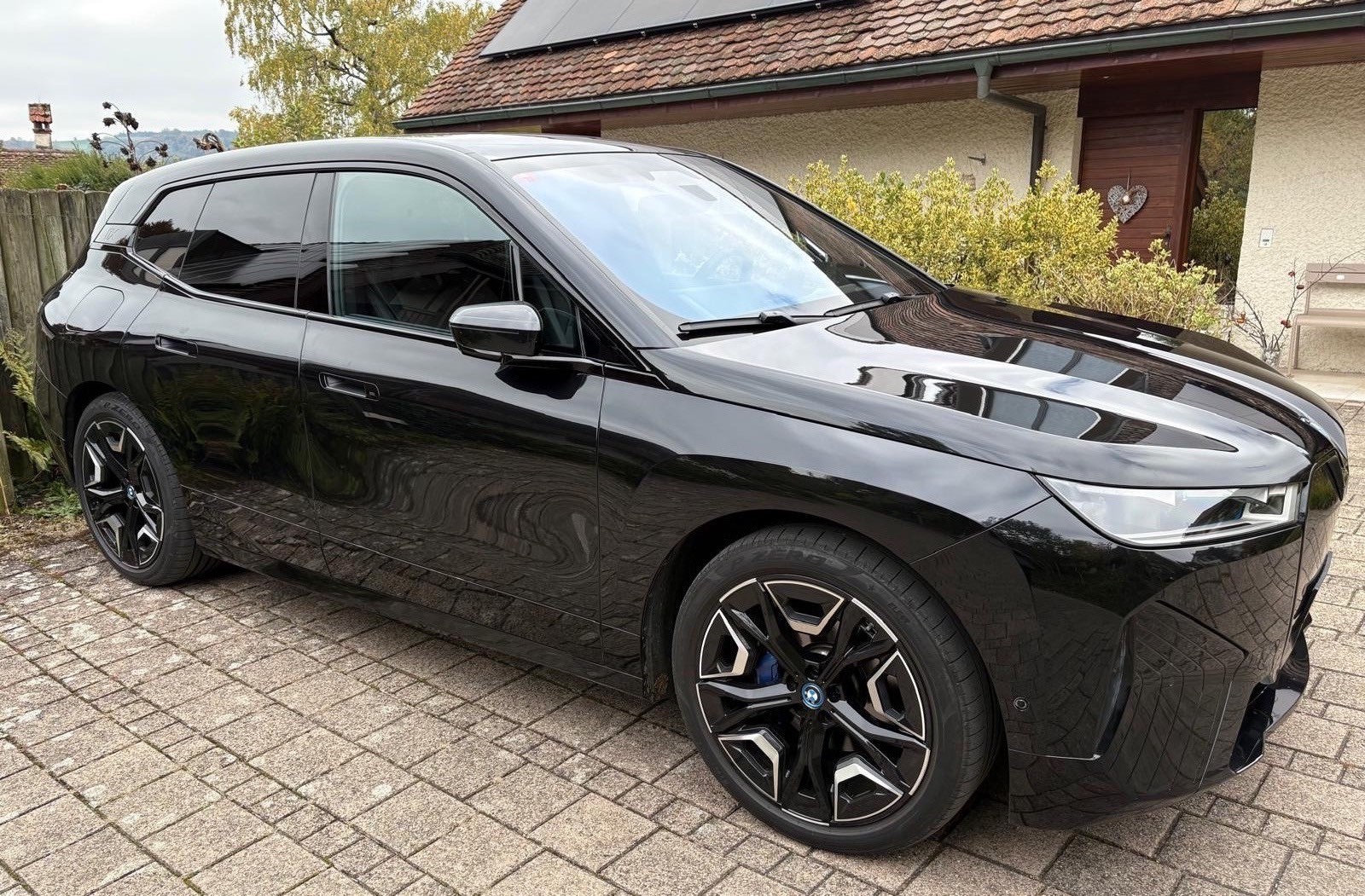BMW xDrive40-image-5