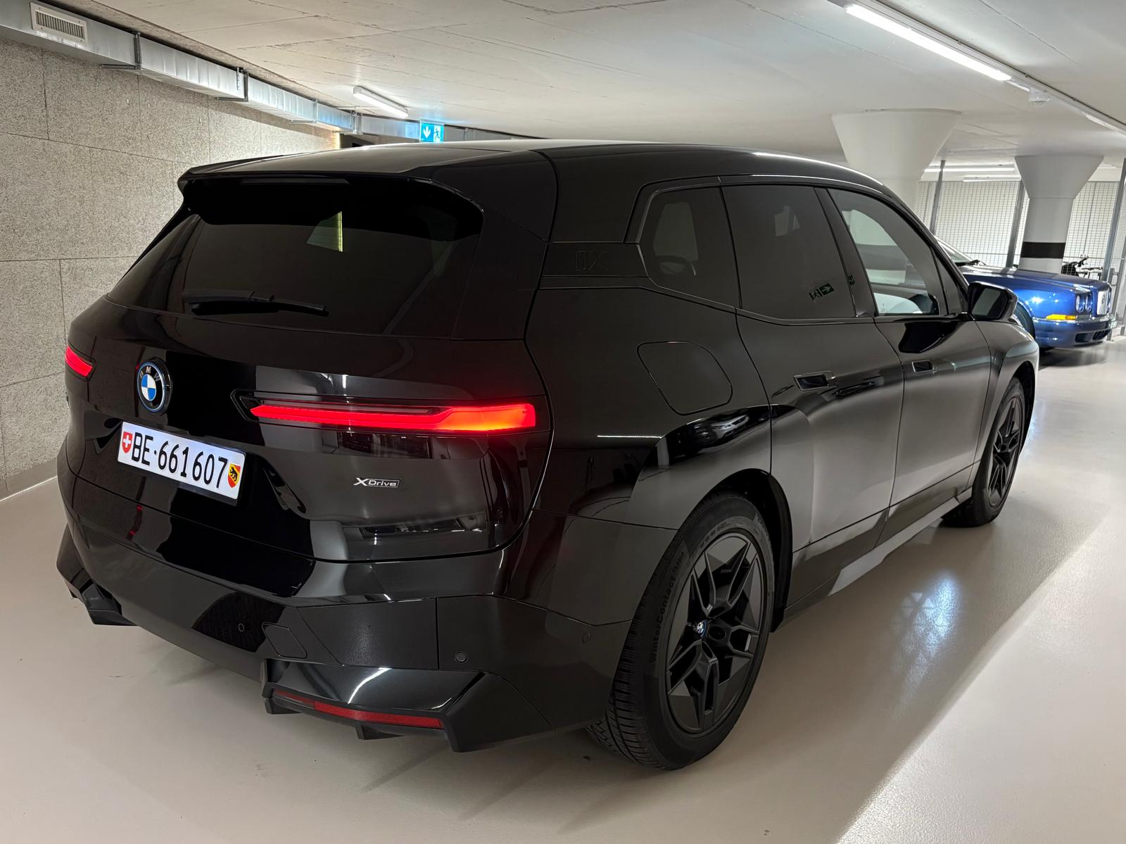 BMW xDrive40-image-9