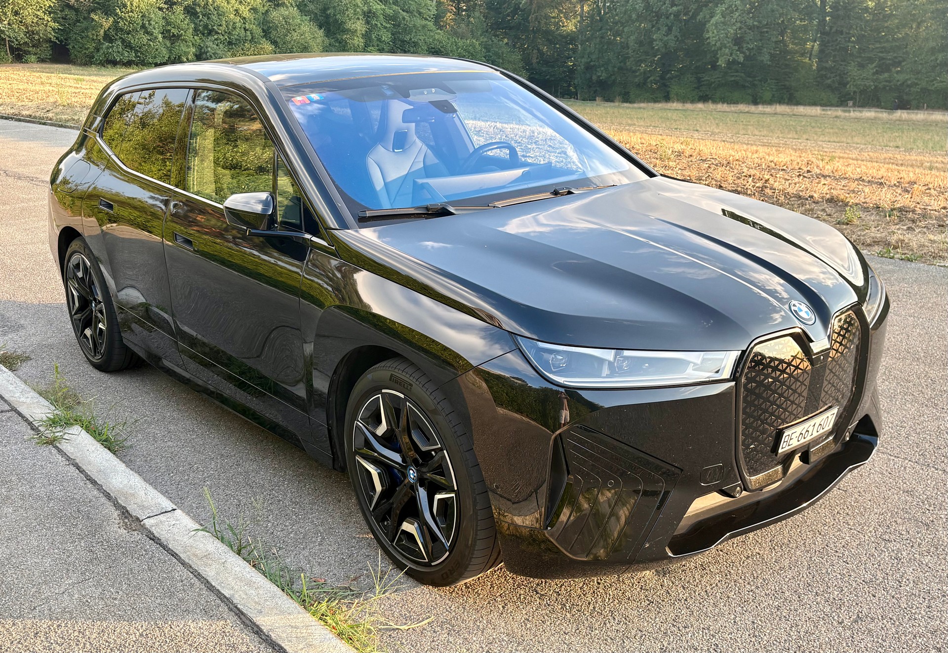 BMW xDrive40-image-1