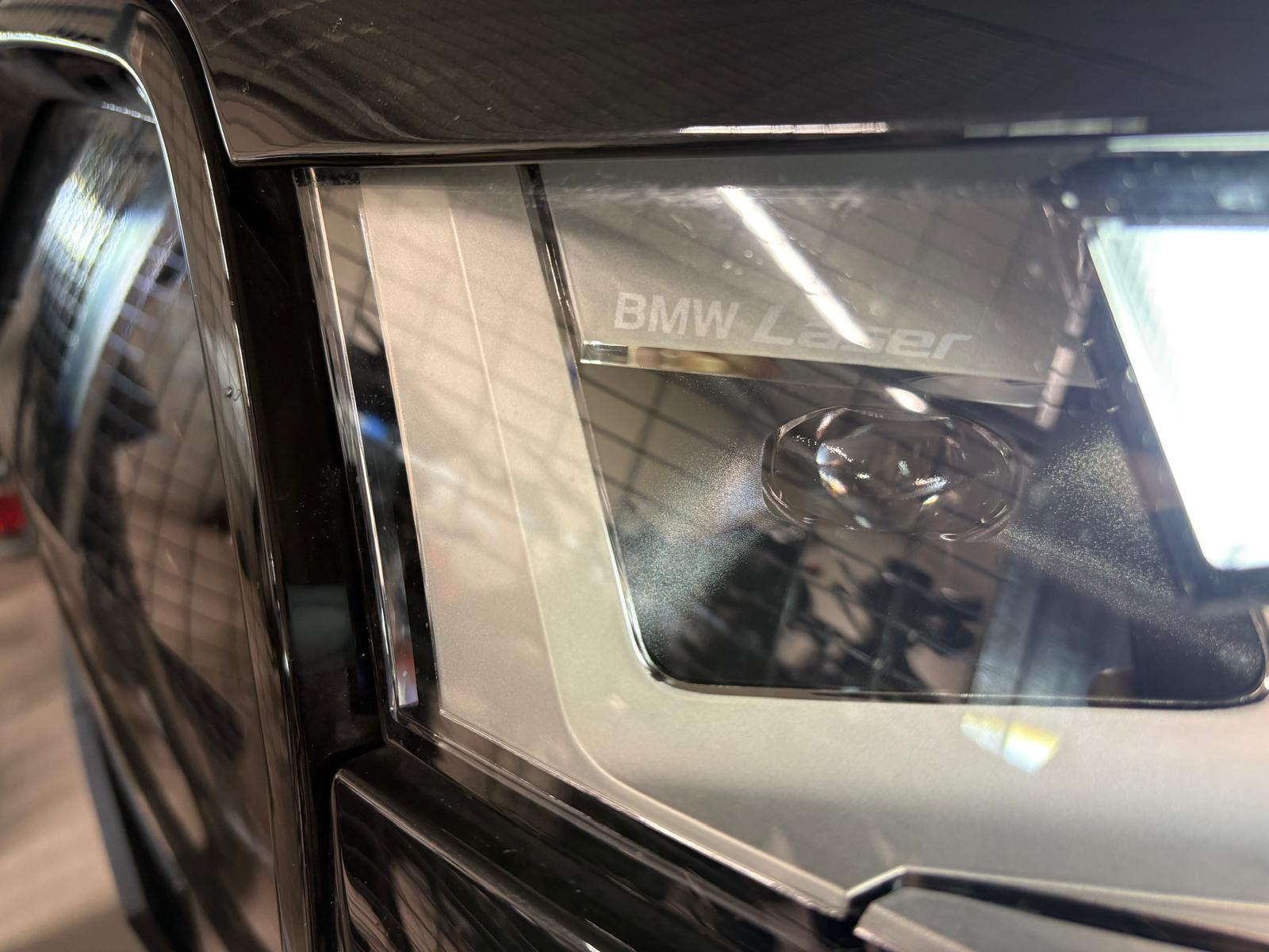 BMW xDrive40-image-17