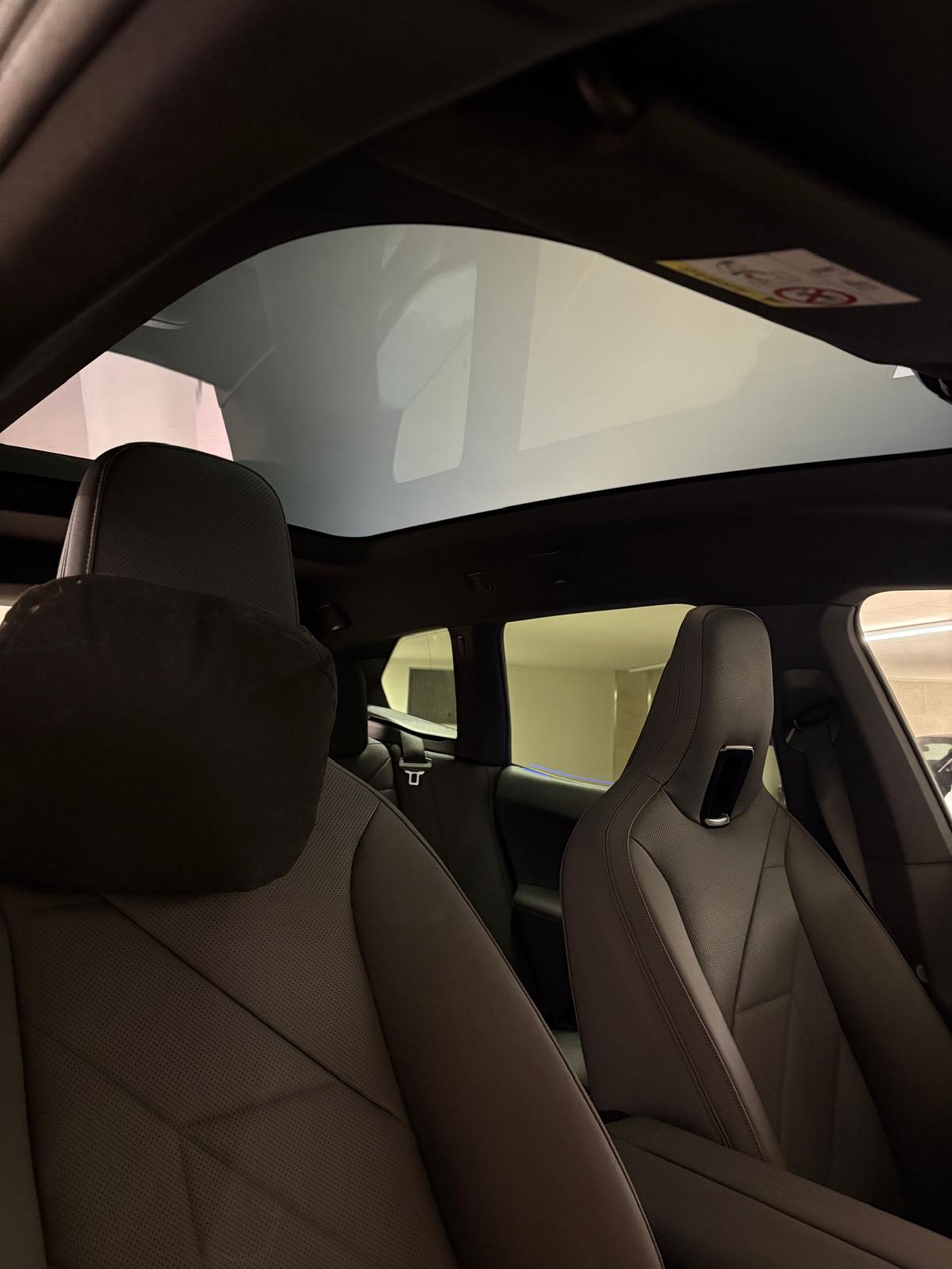 BMW xDrive40-image-13
