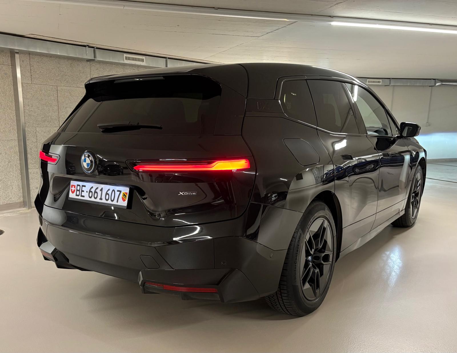 BMW xDrive40-image-7