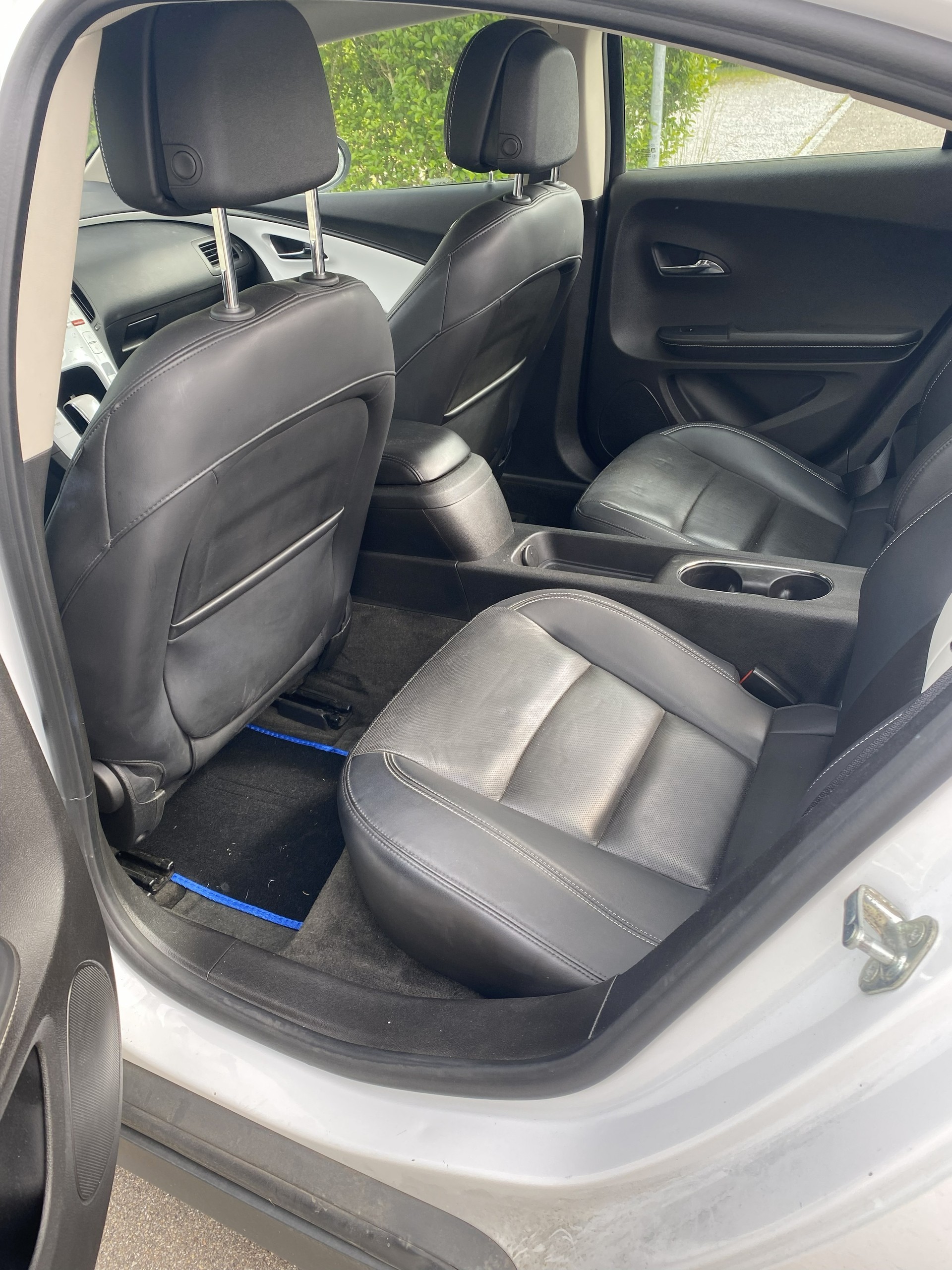 CHEVROLET VOLT-image-4