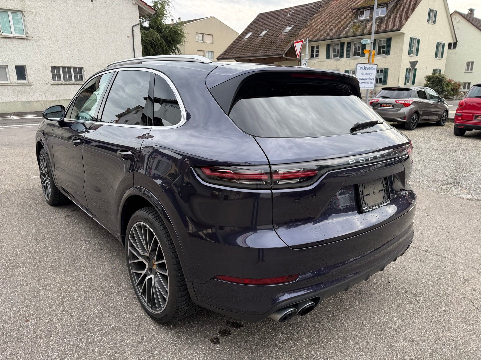 PORSCHE Cayenne-image-5