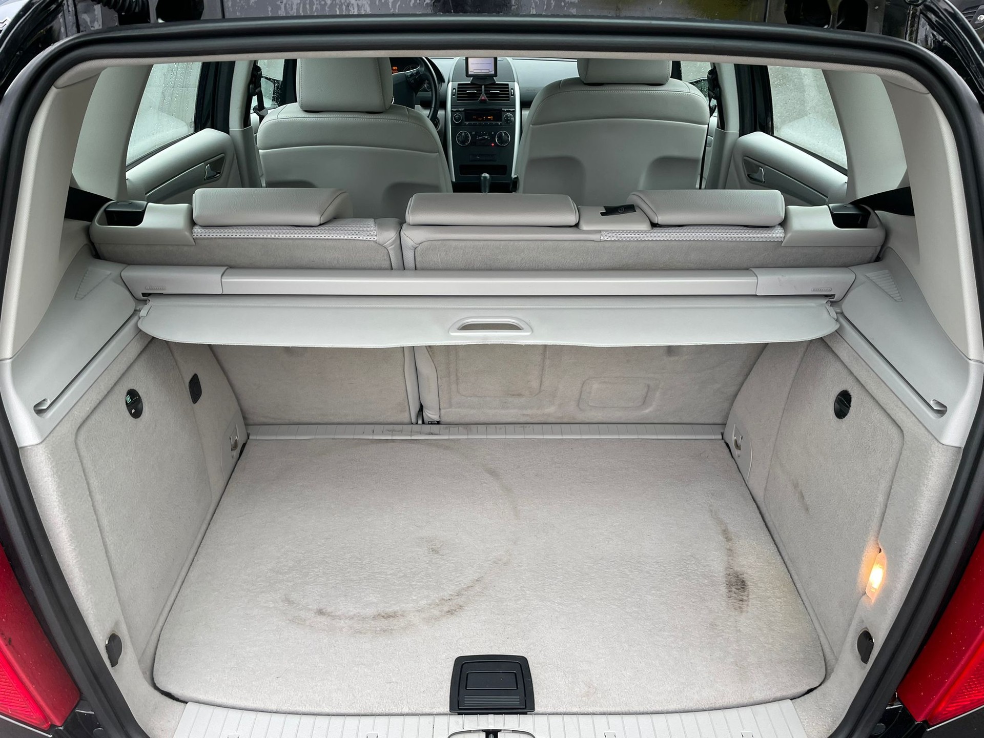 MERCEDES-BENZ A 170 Avantgarde-image-8