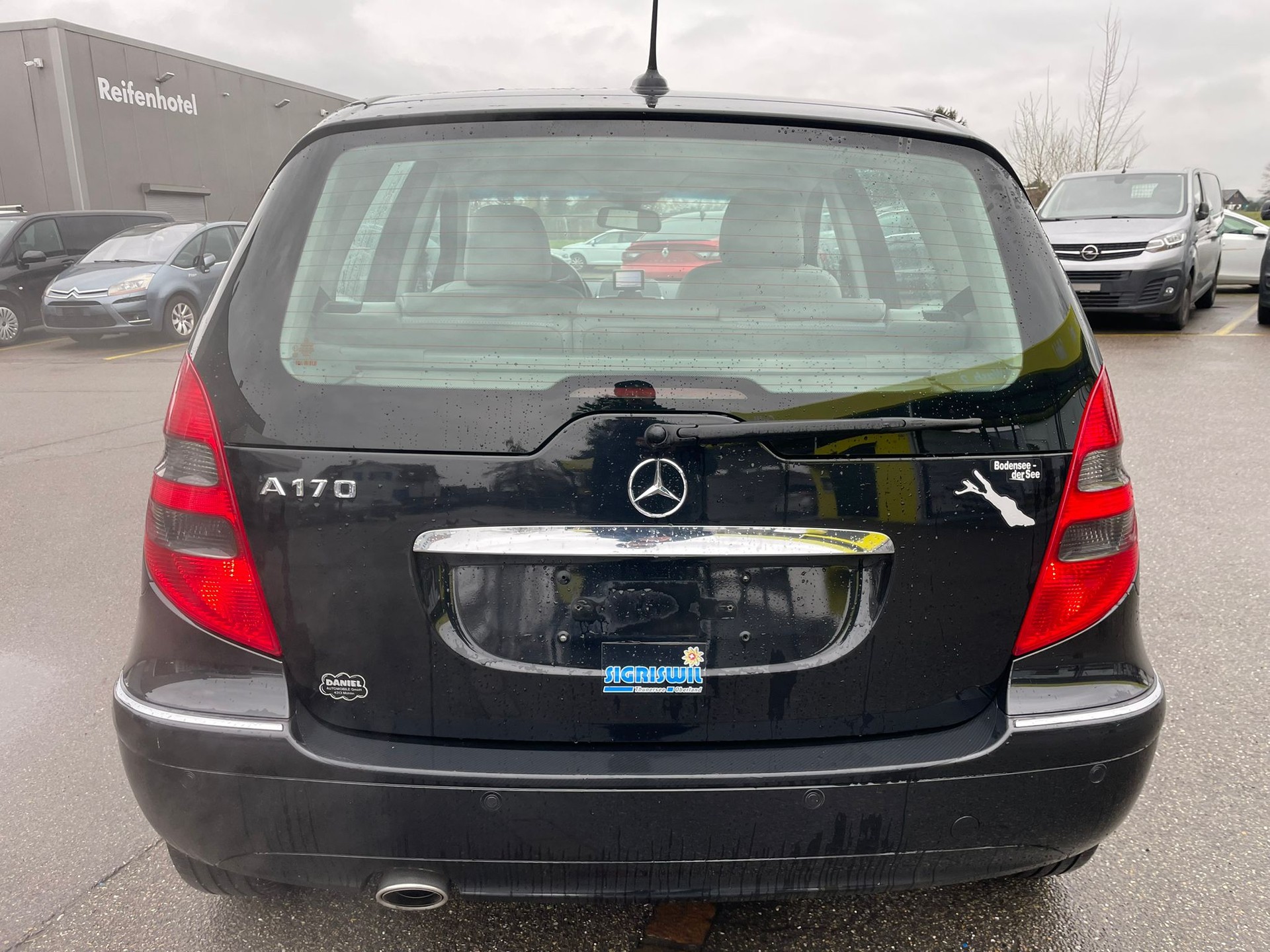 MERCEDES-BENZ A 170 Avantgarde-image-7