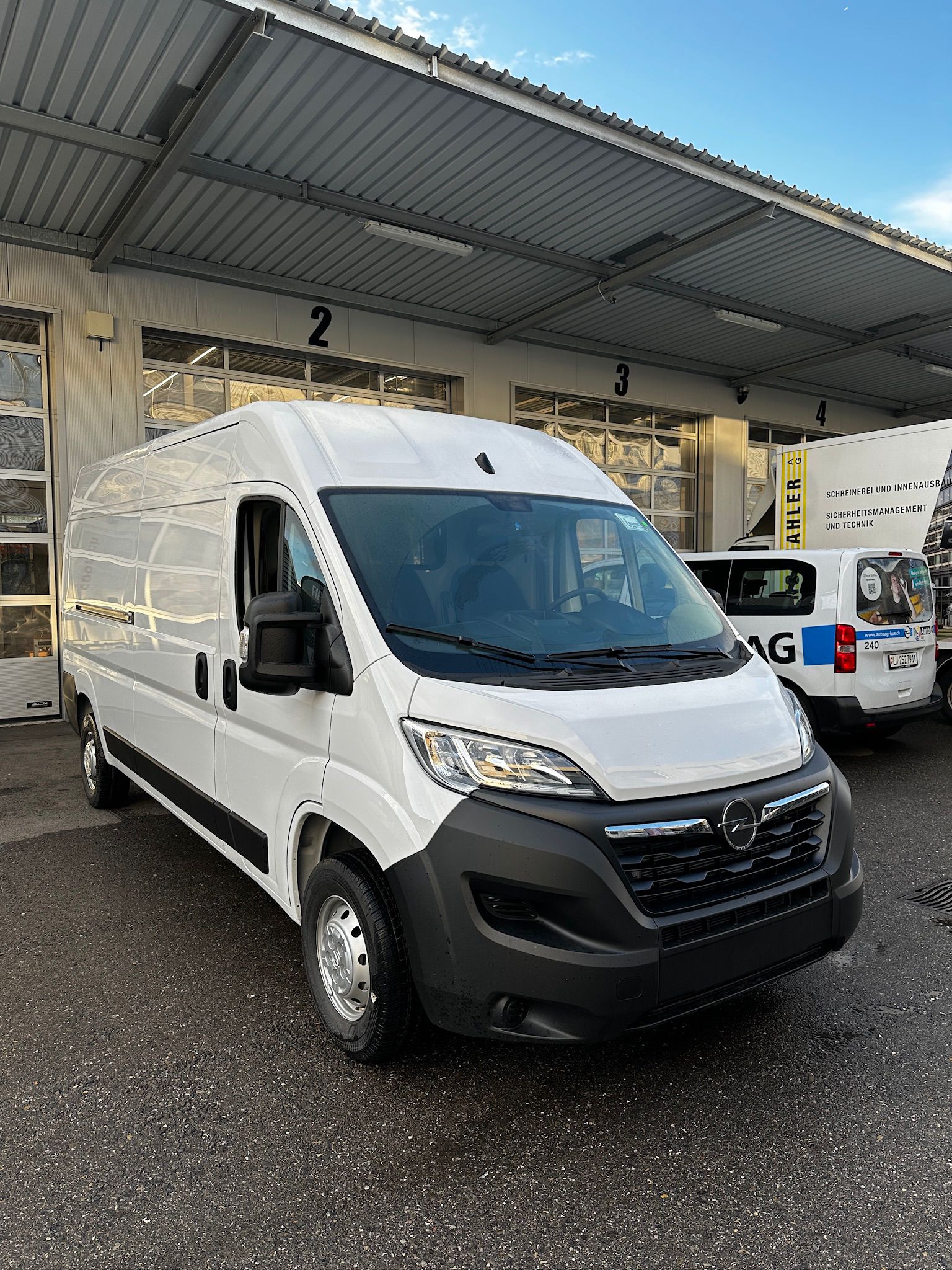 OPEL Movano 2.2 d 3,5t L3H2 Essentia-showroom-element-2