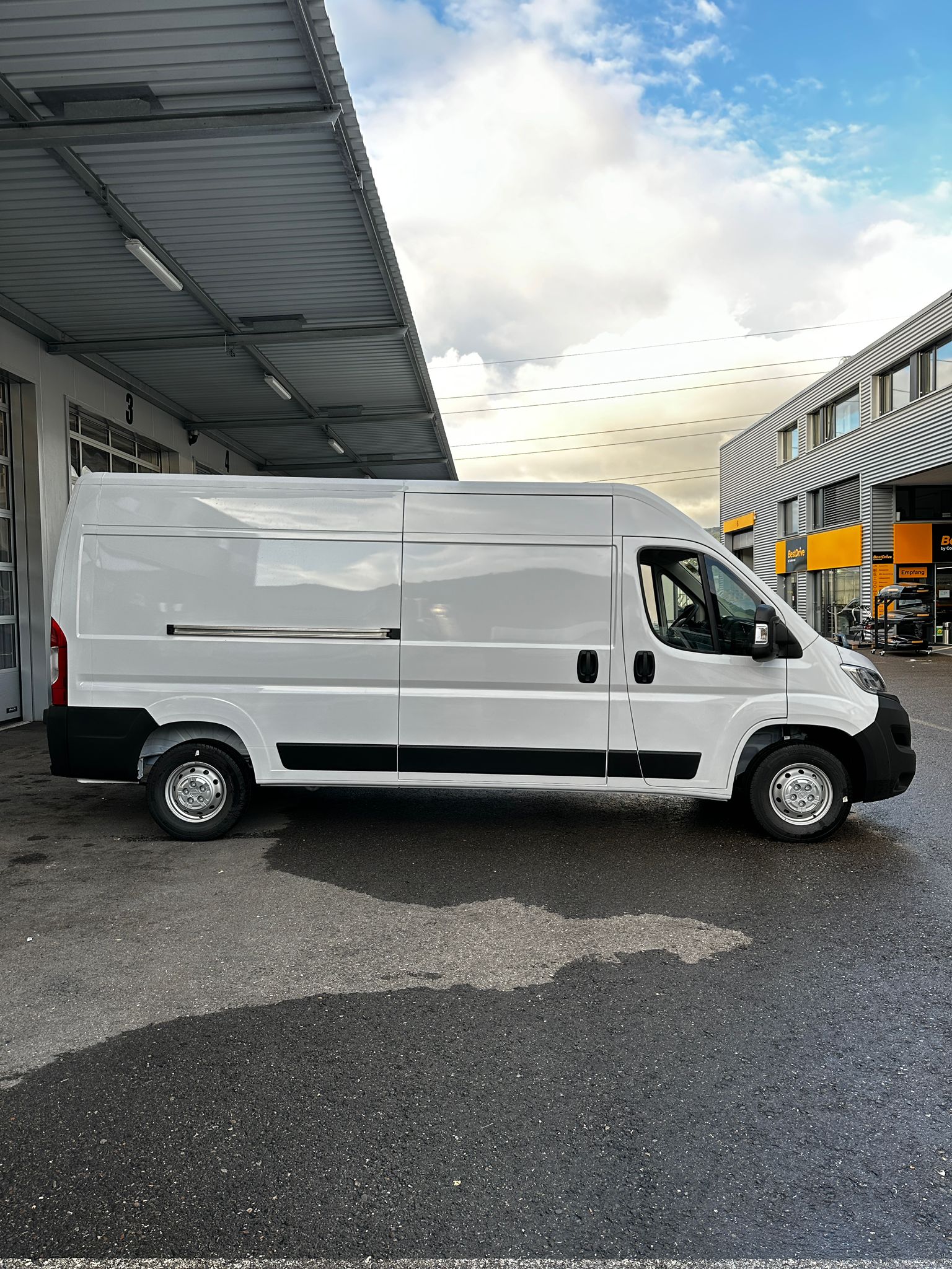 OPEL Movano 2.2 d 3,5t L3H2 Essentia-showroom-element-3