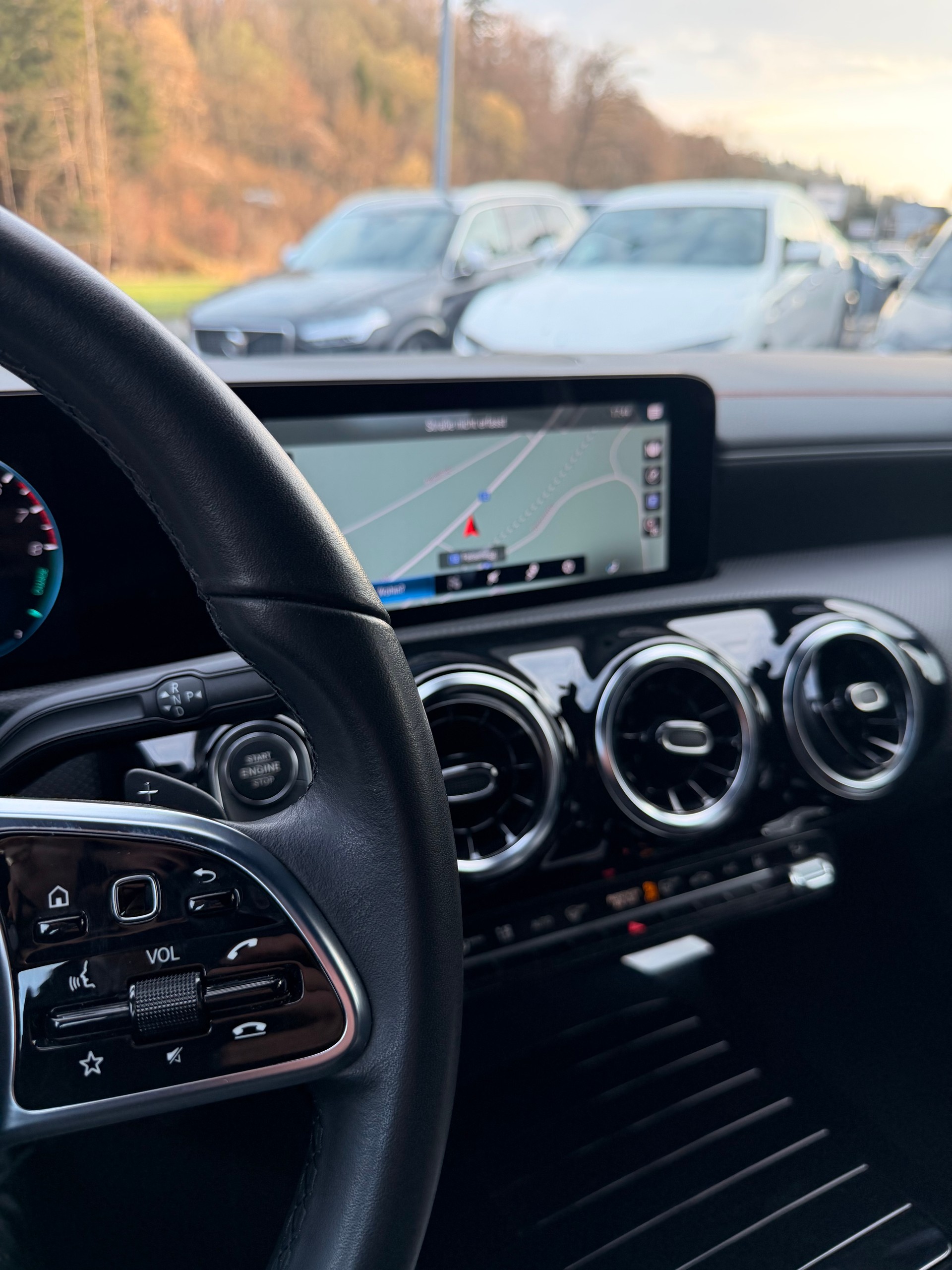 MERCEDES-BENZ CLA Shooting Brake 250 e 8G-DCT Style-image-12