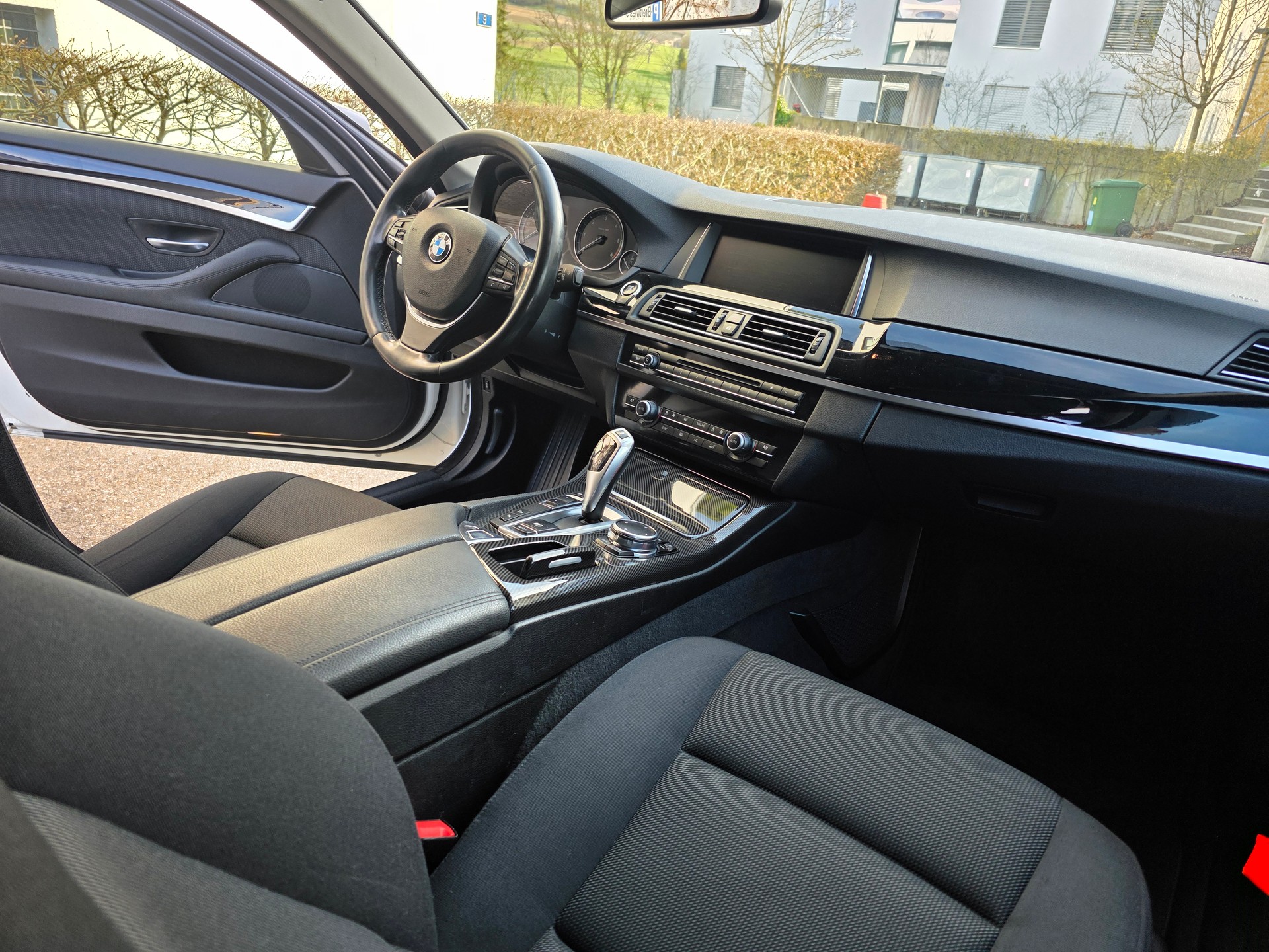 BMW 520d Touring xDrive Steptronic-image-10
