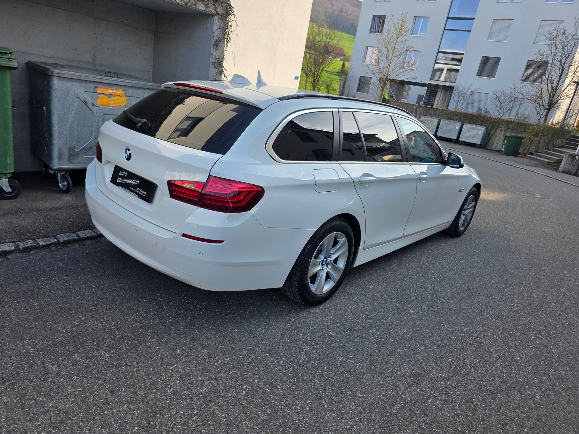 BMW 520d Touring xDrive Steptronic-image-4