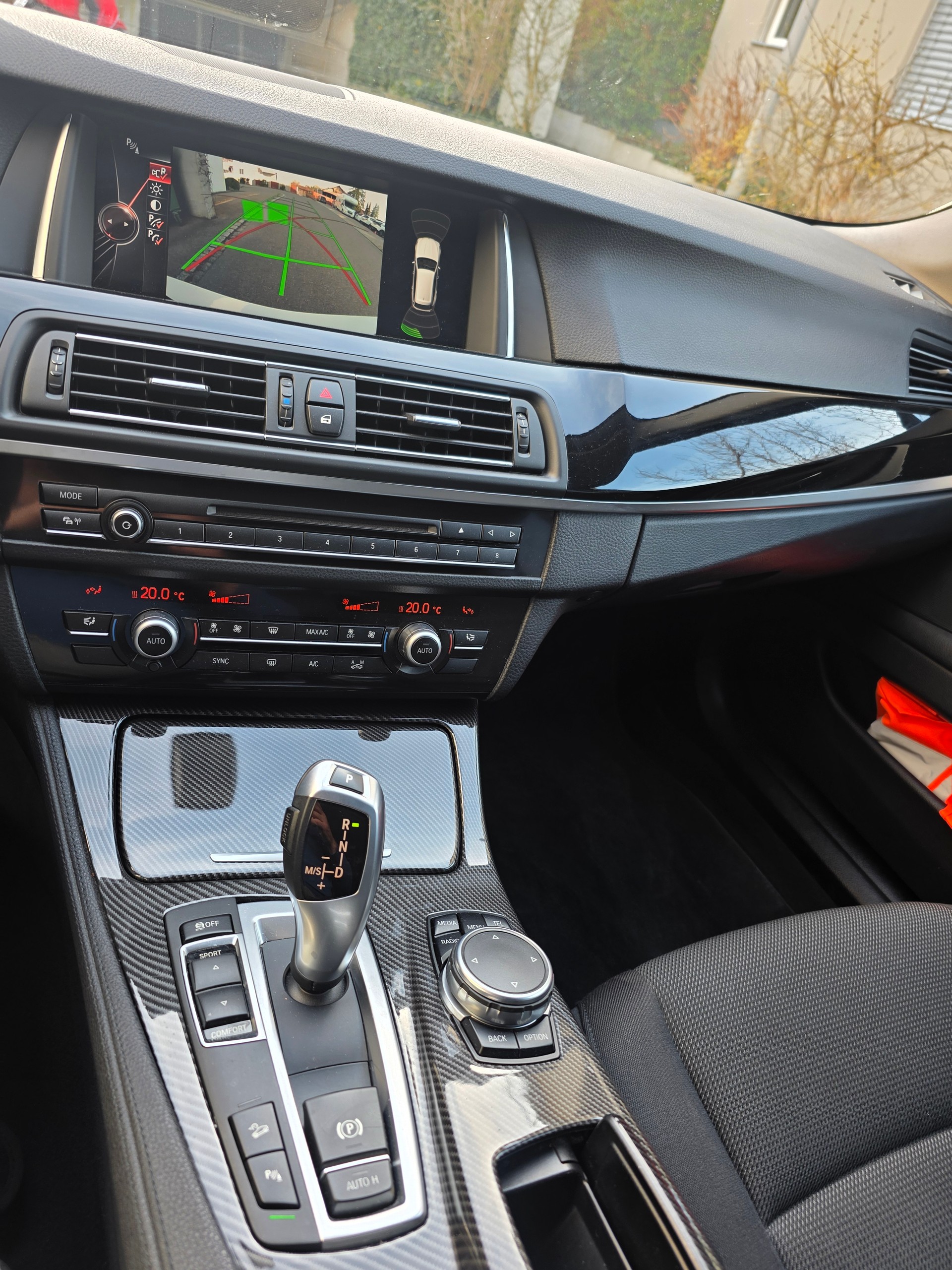 BMW 520d Touring xDrive Steptronic-image-13