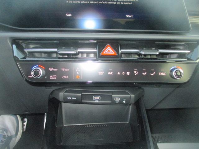 KIA Niro 1.6 GDi Hybrid Style-image-8
