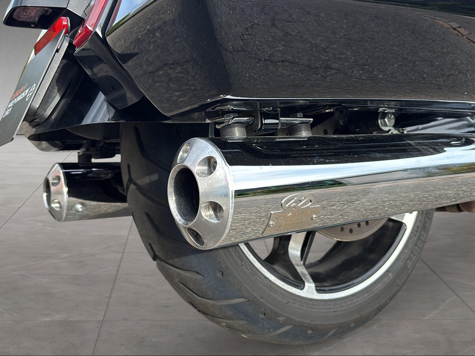 HARLEY-DAVIDSON FLHX Street Glide 117-image-7