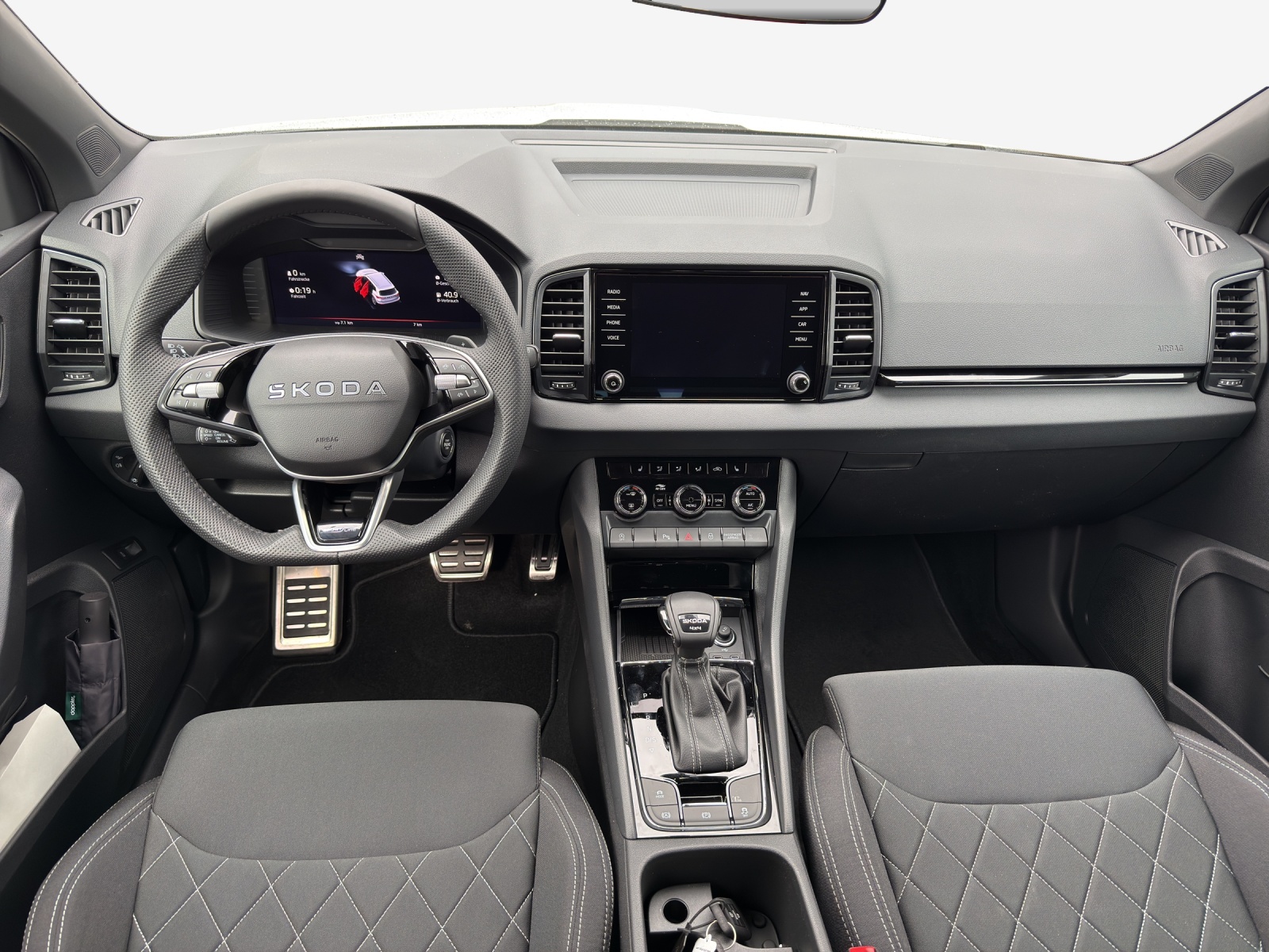 SKODA Karoq 2.0 TSI SportLine 4x4 DSG-image-8