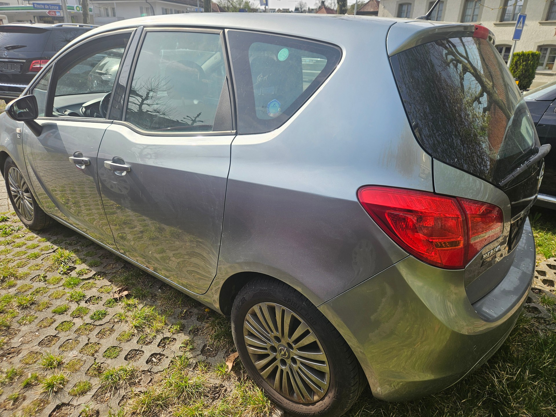 OPEL Meriva 1.4 Turbo Automatic-image-3