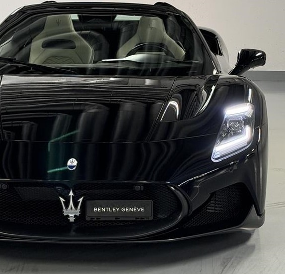 MASERATI MC 20 Cielo-image-29