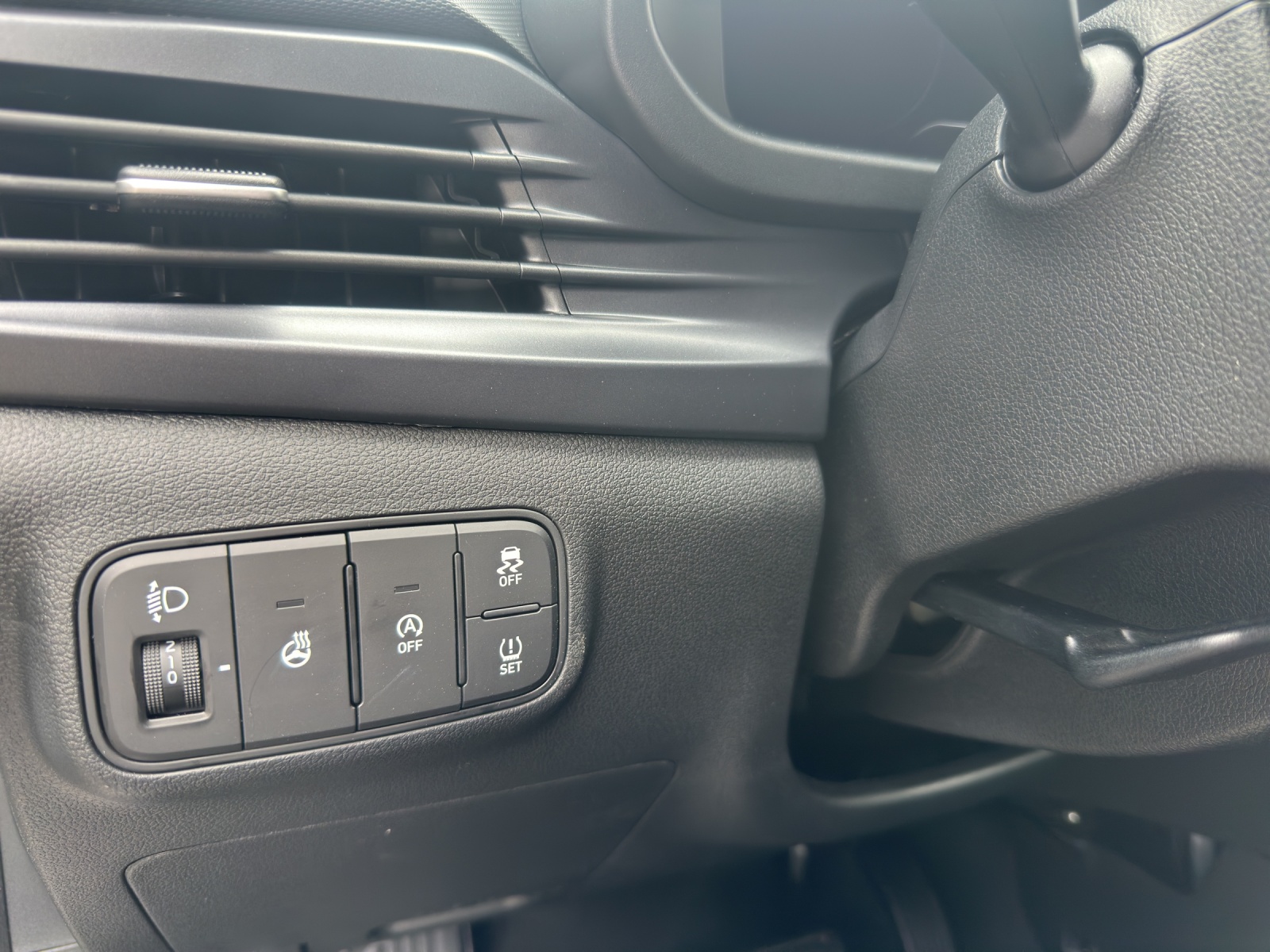HYUNDAI i20 1.0 T-GDi Amplia-image-10