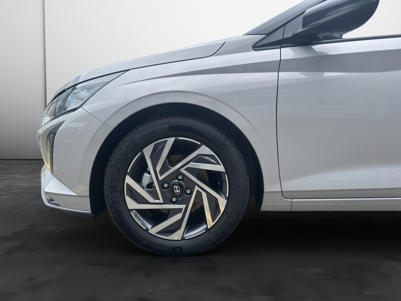 HYUNDAI i20 1.0 T-GDi Amplia-image-15