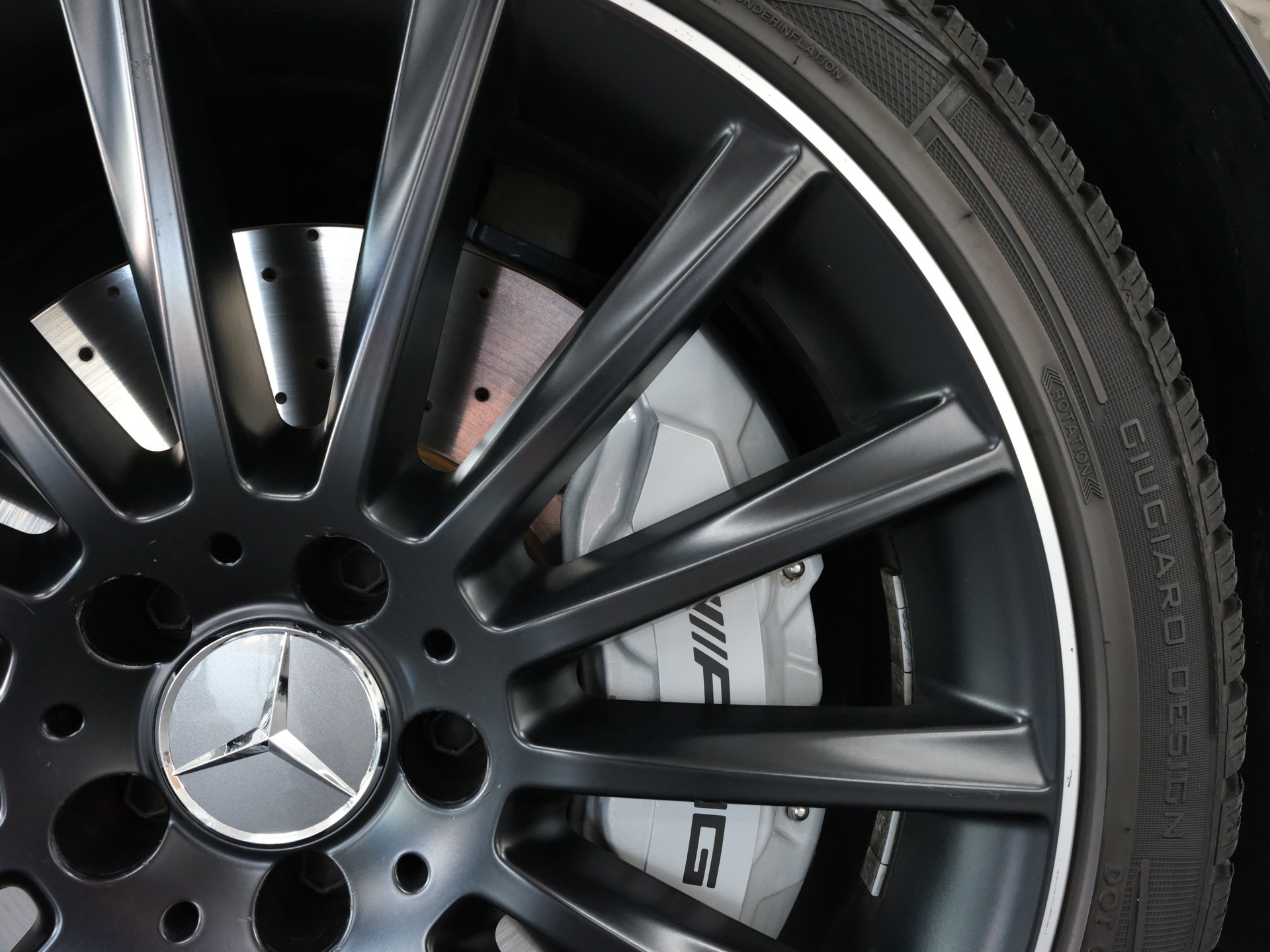 MERCEDES-BENZ C 43 AMG 4Matic Speedshift TCT 9G *Edition One* *360 Kamera* *Burmester*-image-10