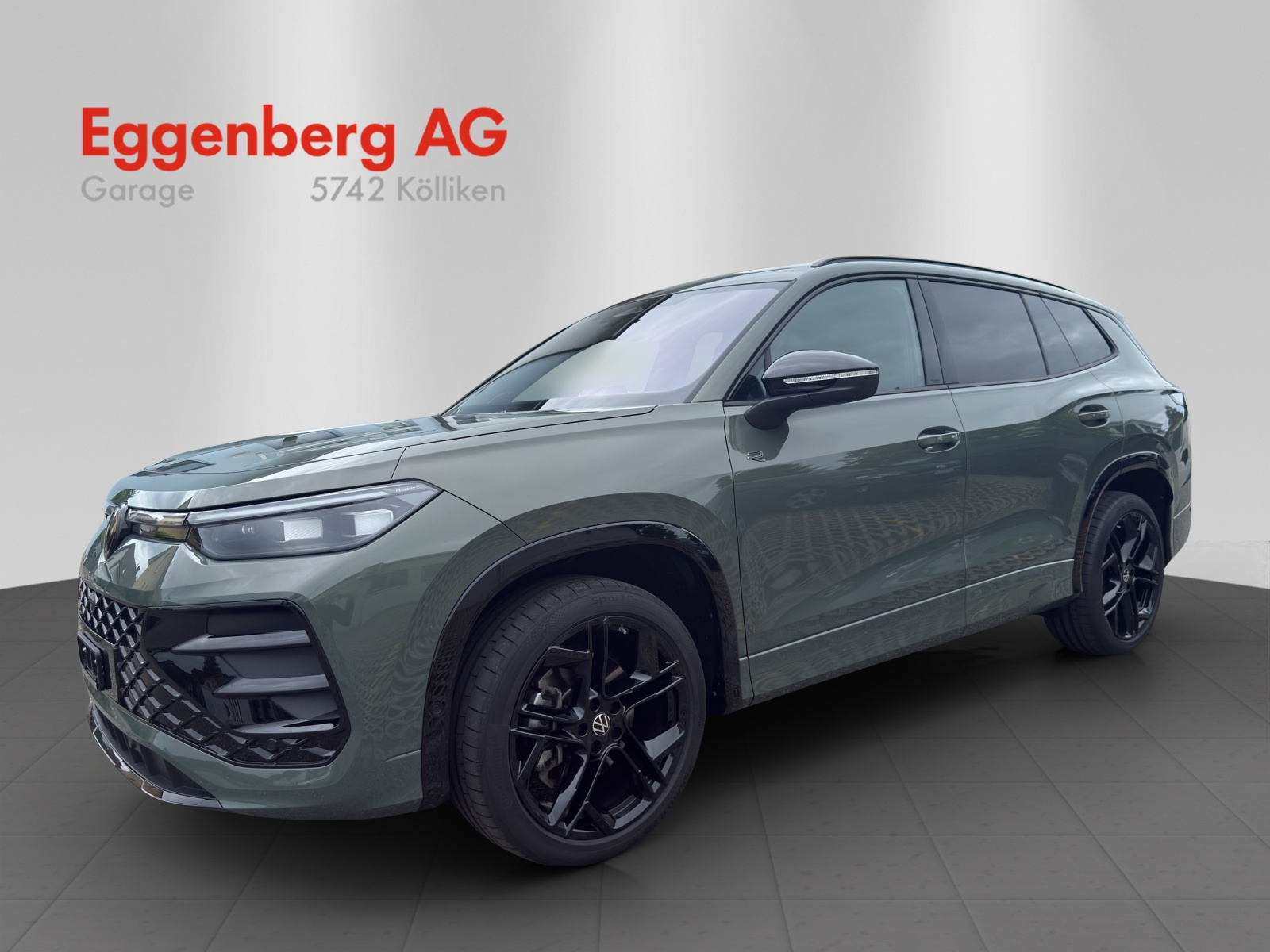 VW Tayron 2.0 TSI R-Line Plus DSG 4Motion, 7-Sitzer, 8-fach bereift
