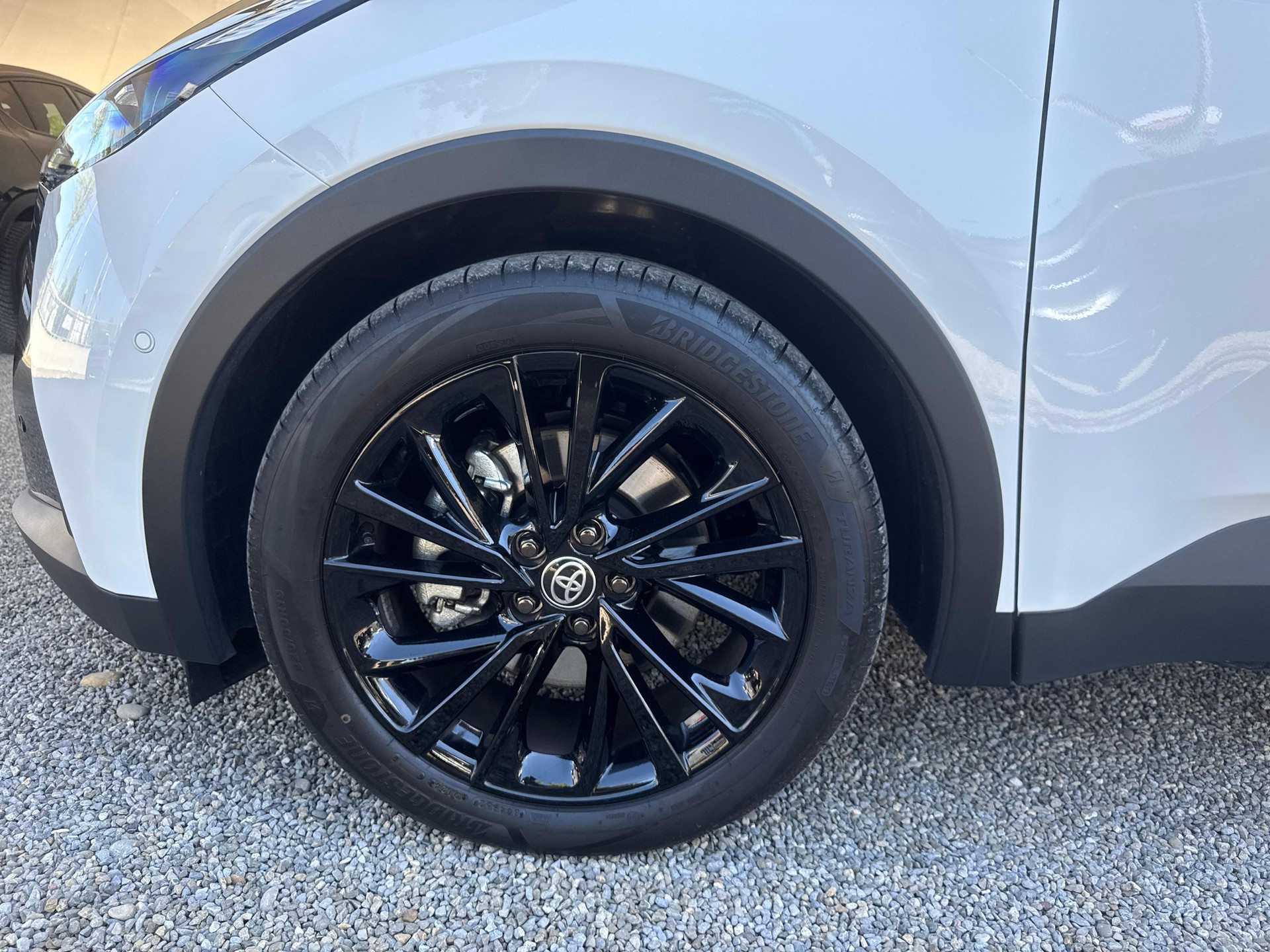TOYOTA C-HR 2.0 PHEV GR Sport-image-17