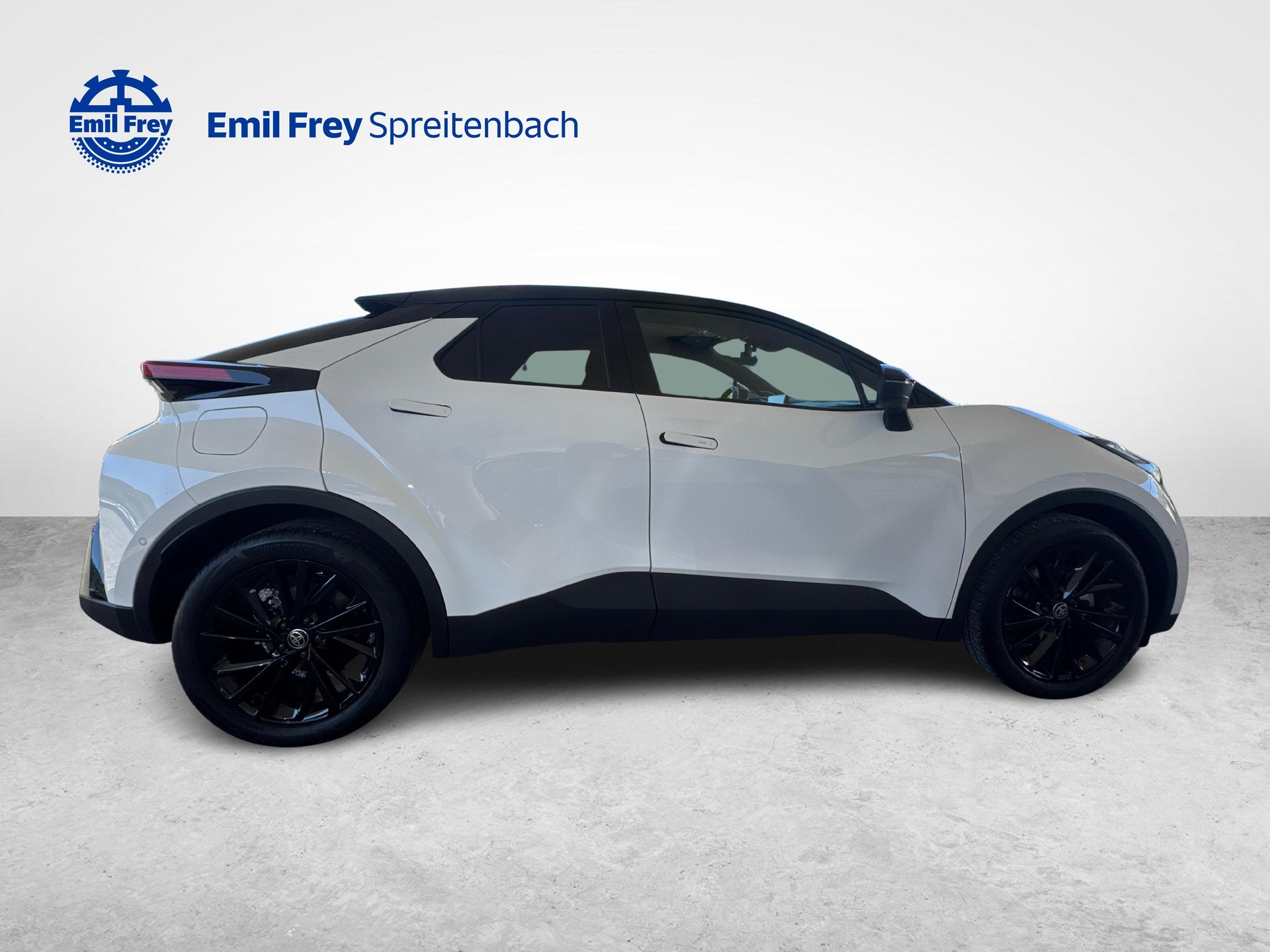 TOYOTA C-HR 2.0 PHEV GR Sport-image-5