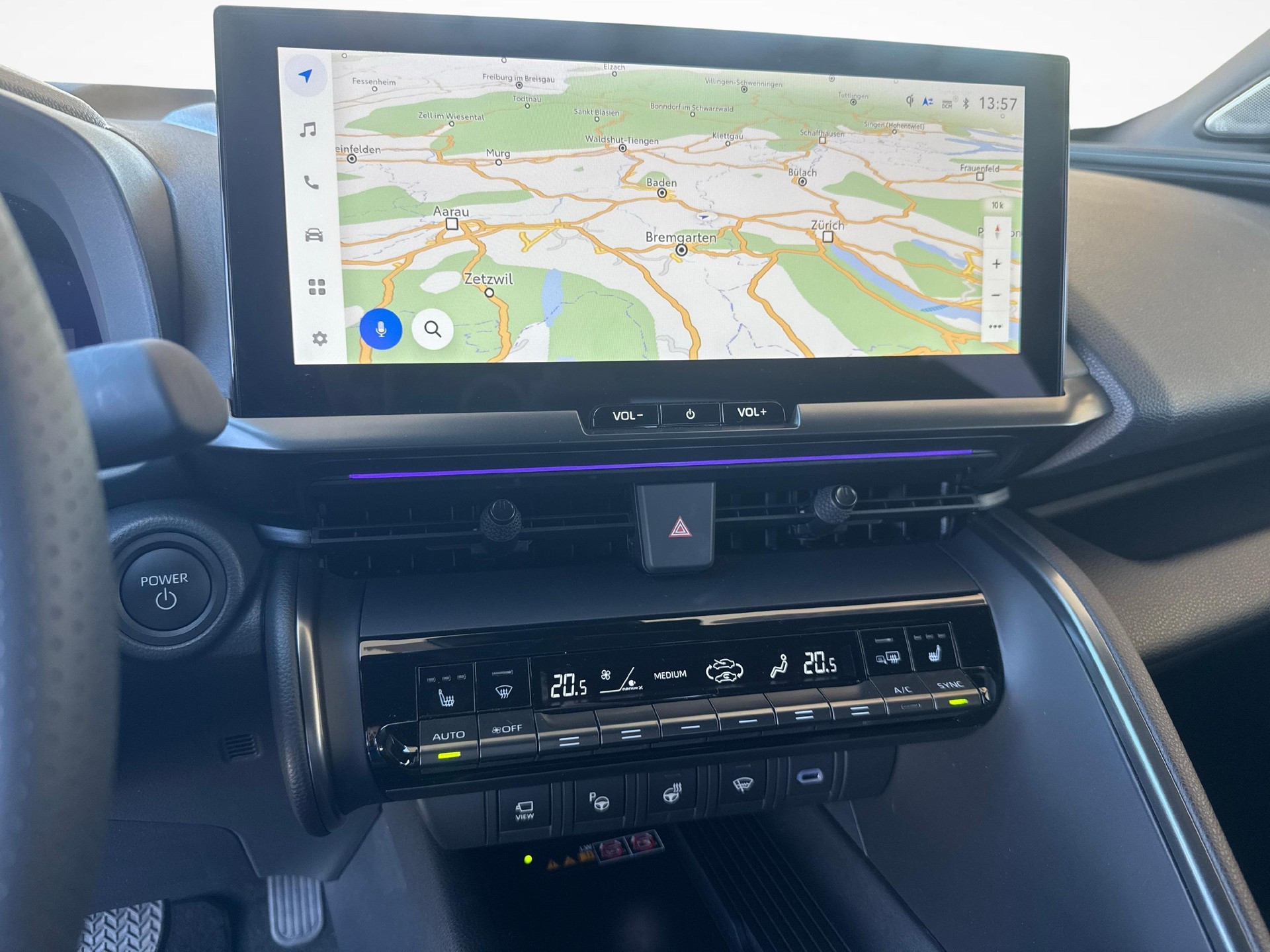 TOYOTA C-HR 2.0 PHEV GR Sport-image-13