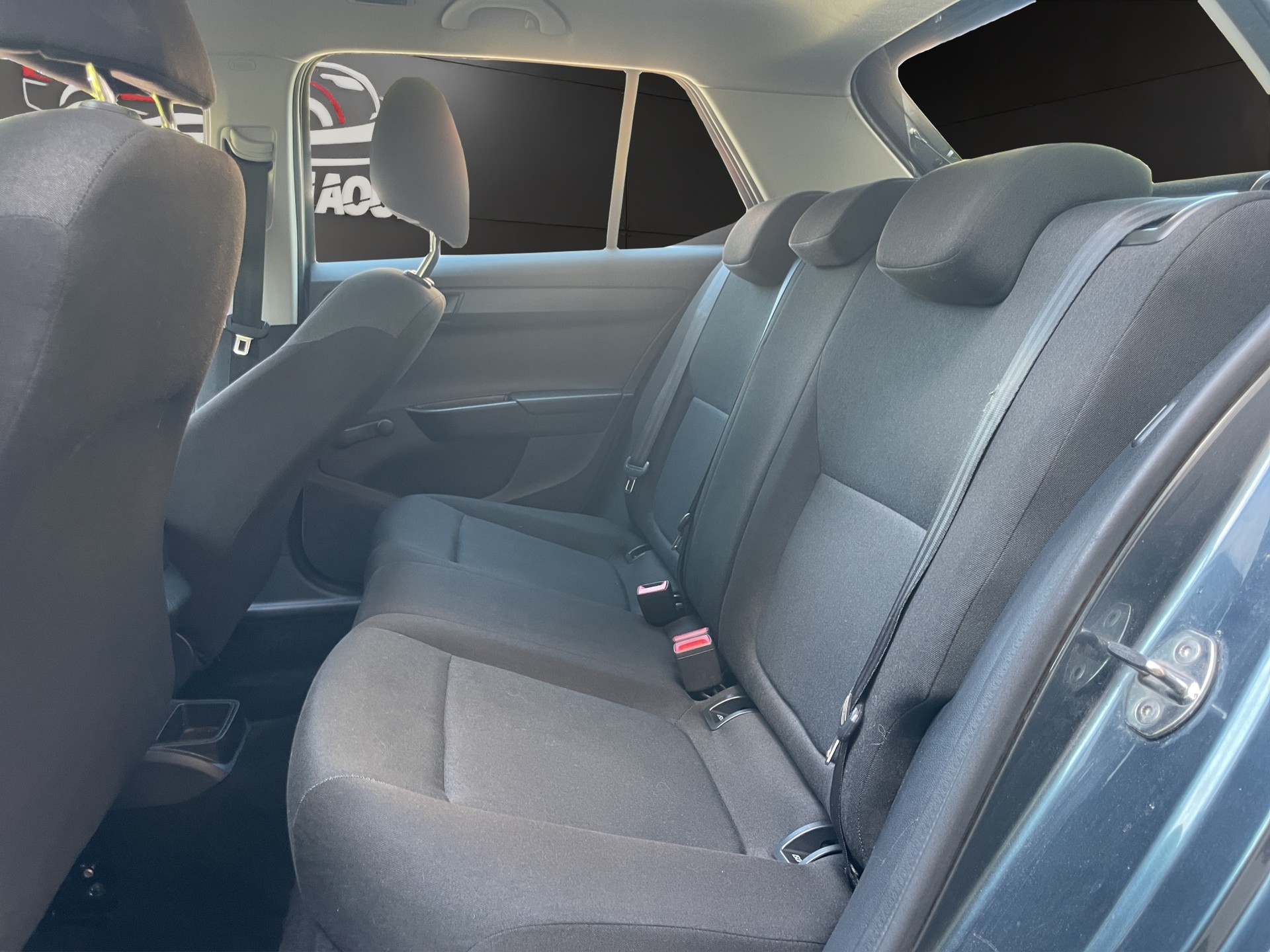 SKODA Fabia 1.0 MPI Active-image-9