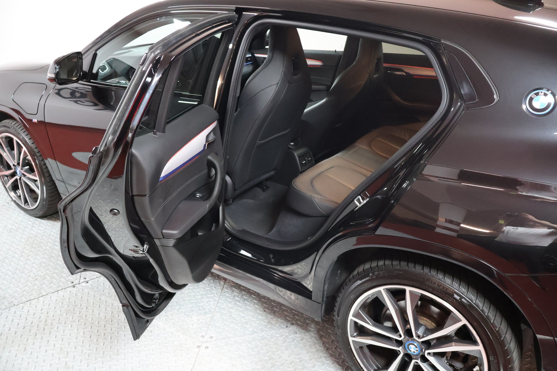 BMW X2 xDrive 25e M Sport Steptronic-image-16