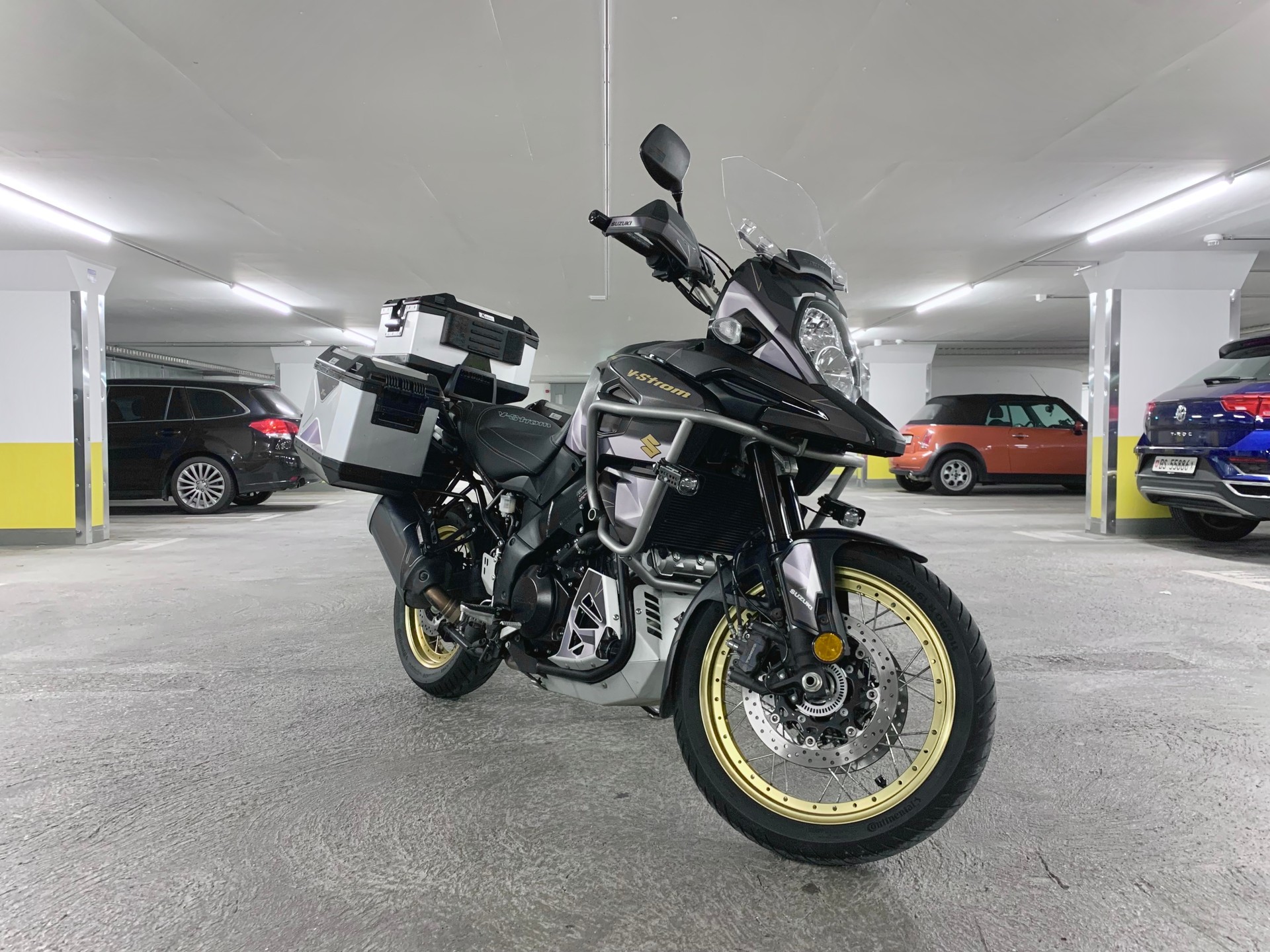 SUZUKI DL 1000 XA Xtreme ABS L8