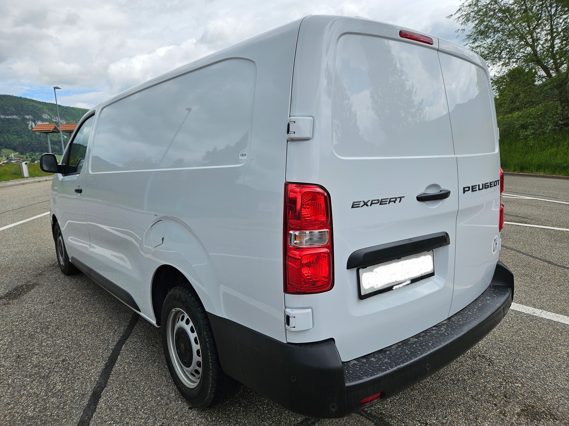 PEUGEOT Expert 2.0 BlueHDi 145 NEW FACE S&S Long EAT8 FRISCH AB MFK service effectués kleine park schaden petits dégats de parc-image-10