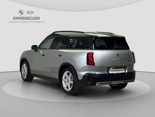 MINI Countryman SE ALL 4-showroom-element-2