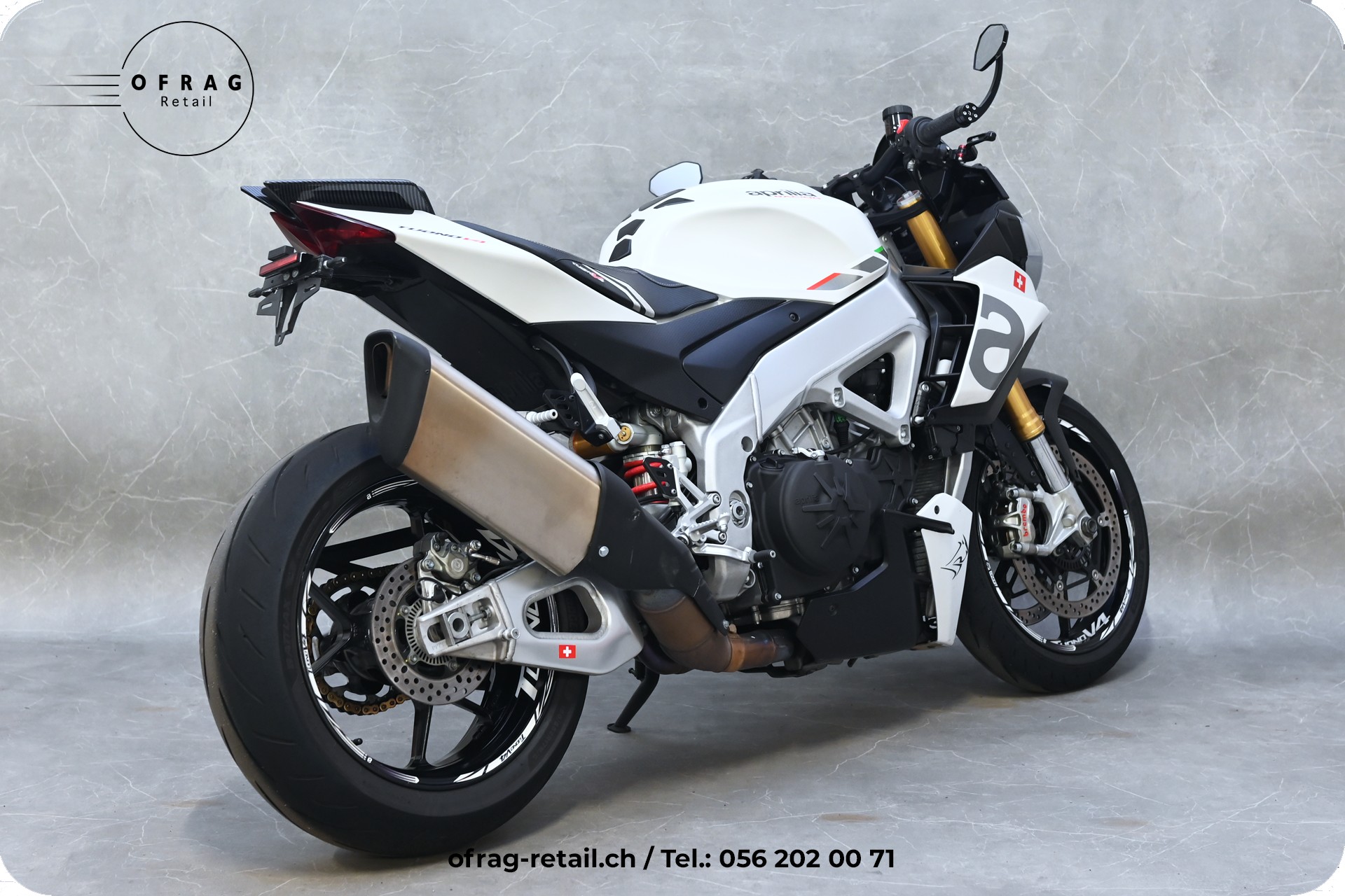 APRILIA Tuono V4 1100-showroom-element-3