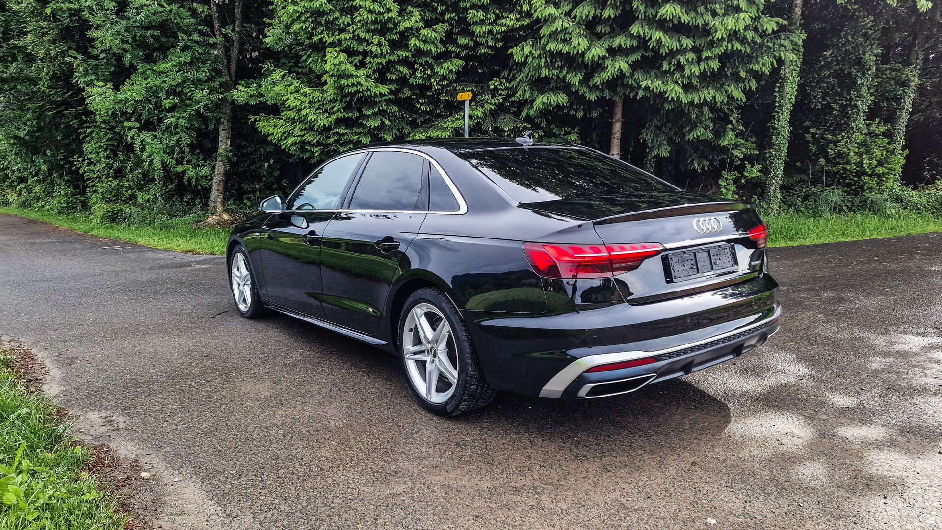 AUDI A4 Limousine 40 TDI S line quattro quattro S-tronic-image-4