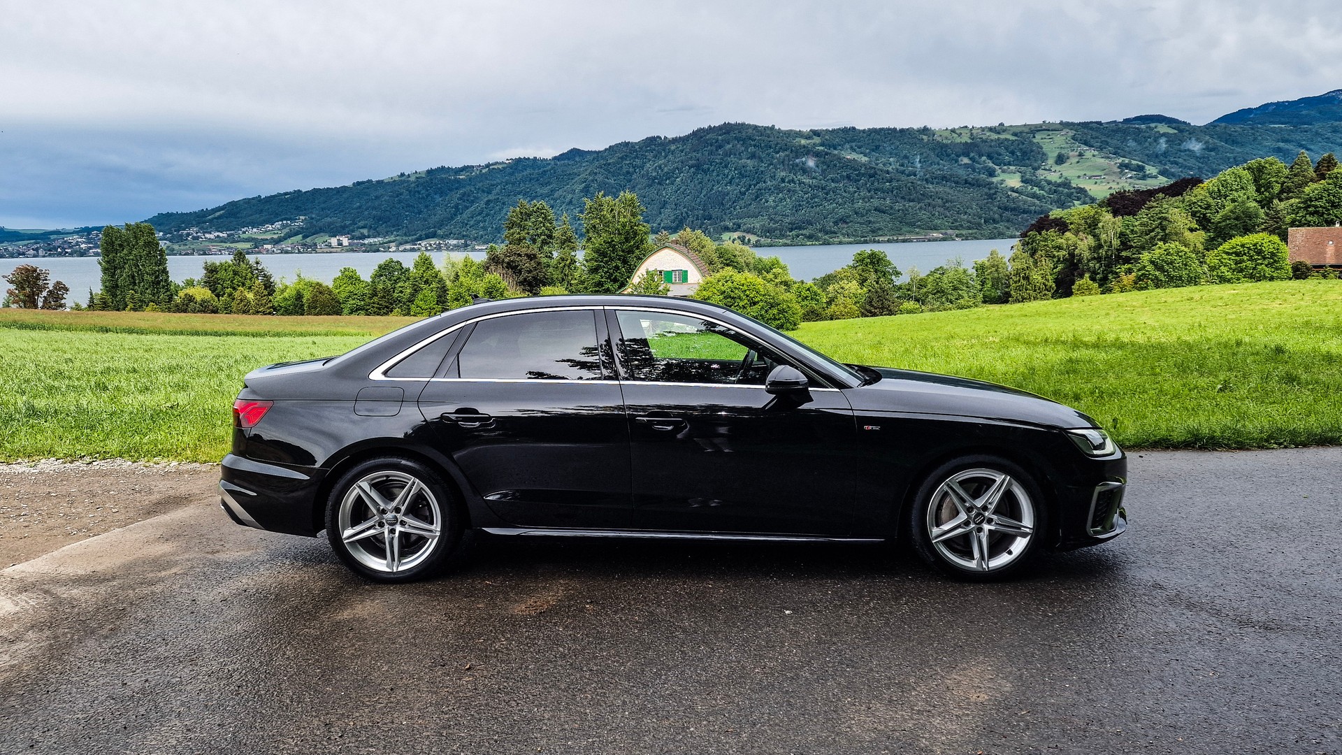 AUDI A4 Limousine 40 TDI S line quattro quattro S-tronic-showroom-element-1