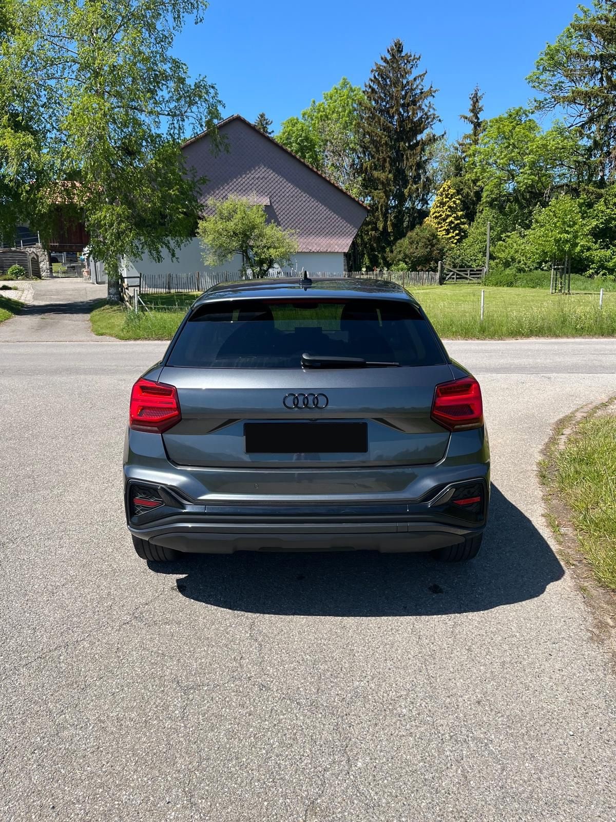 AUDI Q2 35 TDI S line quattro S-tronic-showroom-element-2