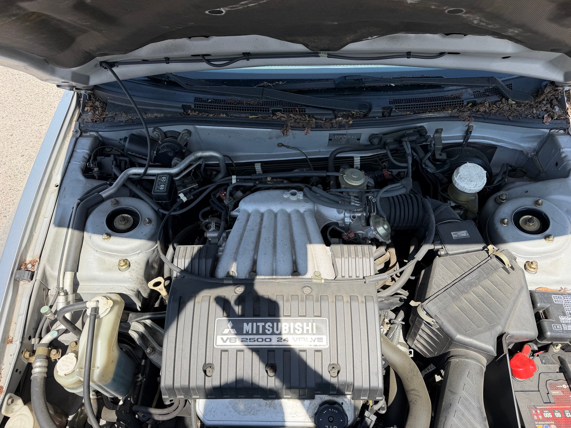MITSUBISHI Galant 2.5 V6 24V Avance-image-14