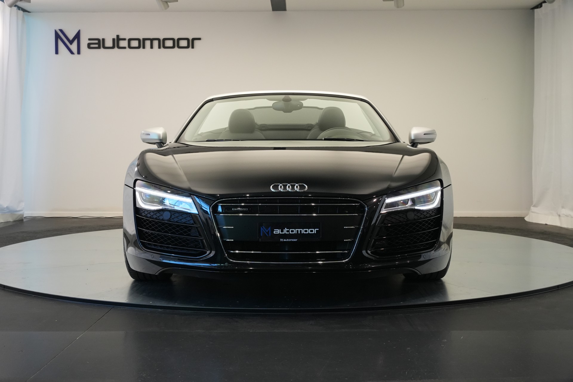 AUDI R8 Spyder 5.2 S-Tronic *Carbon* *B&O* *Keramik*-image-33
