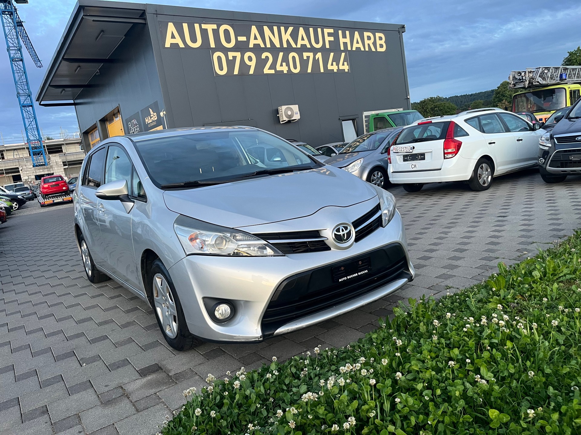 TOYOTA Verso 2.0 D-4D Linea Sol-image-1