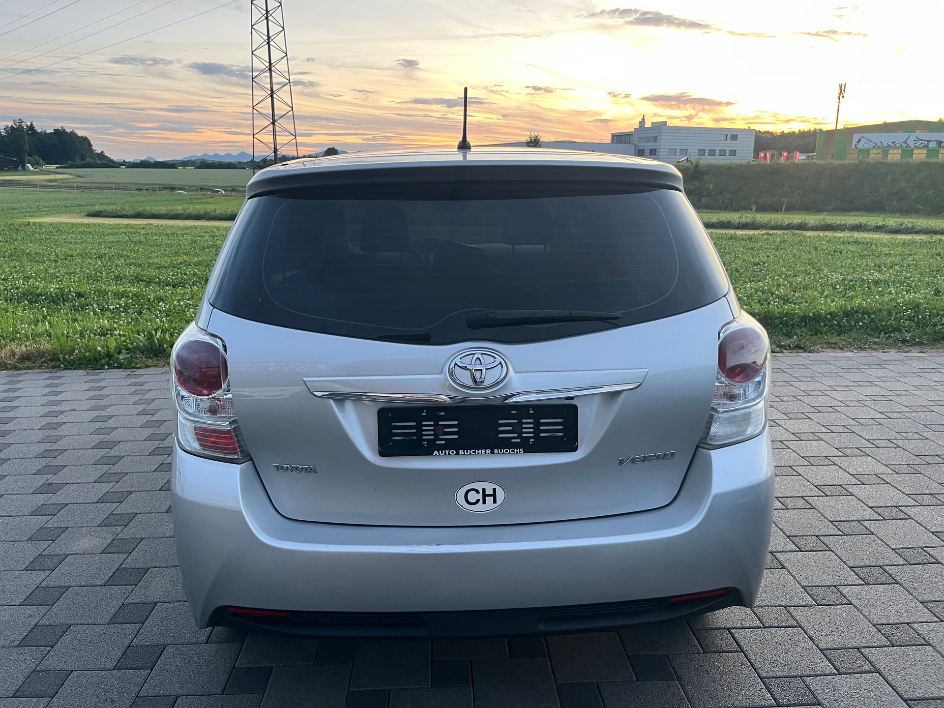 TOYOTA Verso 2.0 D-4D Linea Sol-image-7