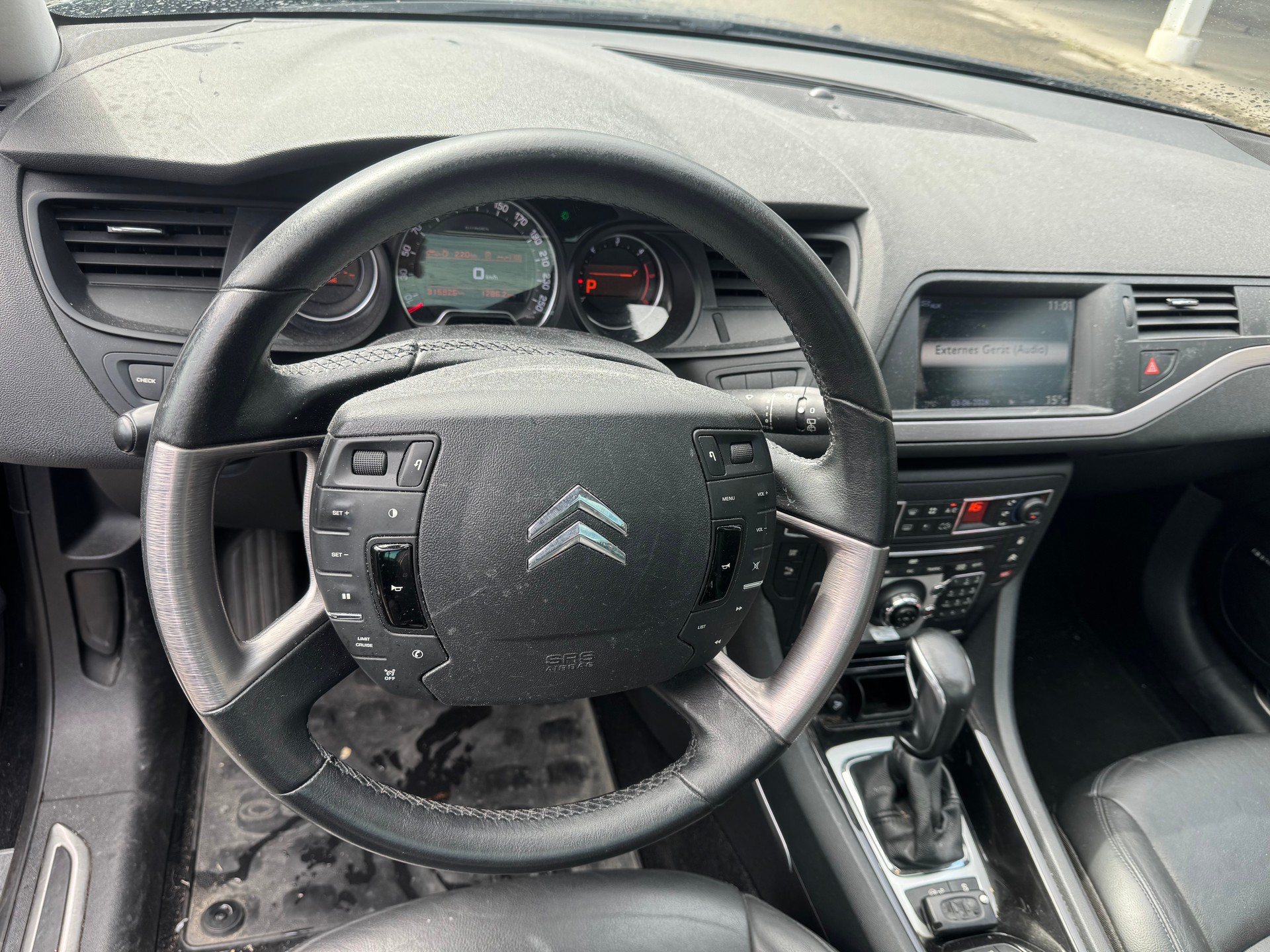 CITROEN C5 Tourer 3.0 HDi V6 Exclusive Automatic-image-2