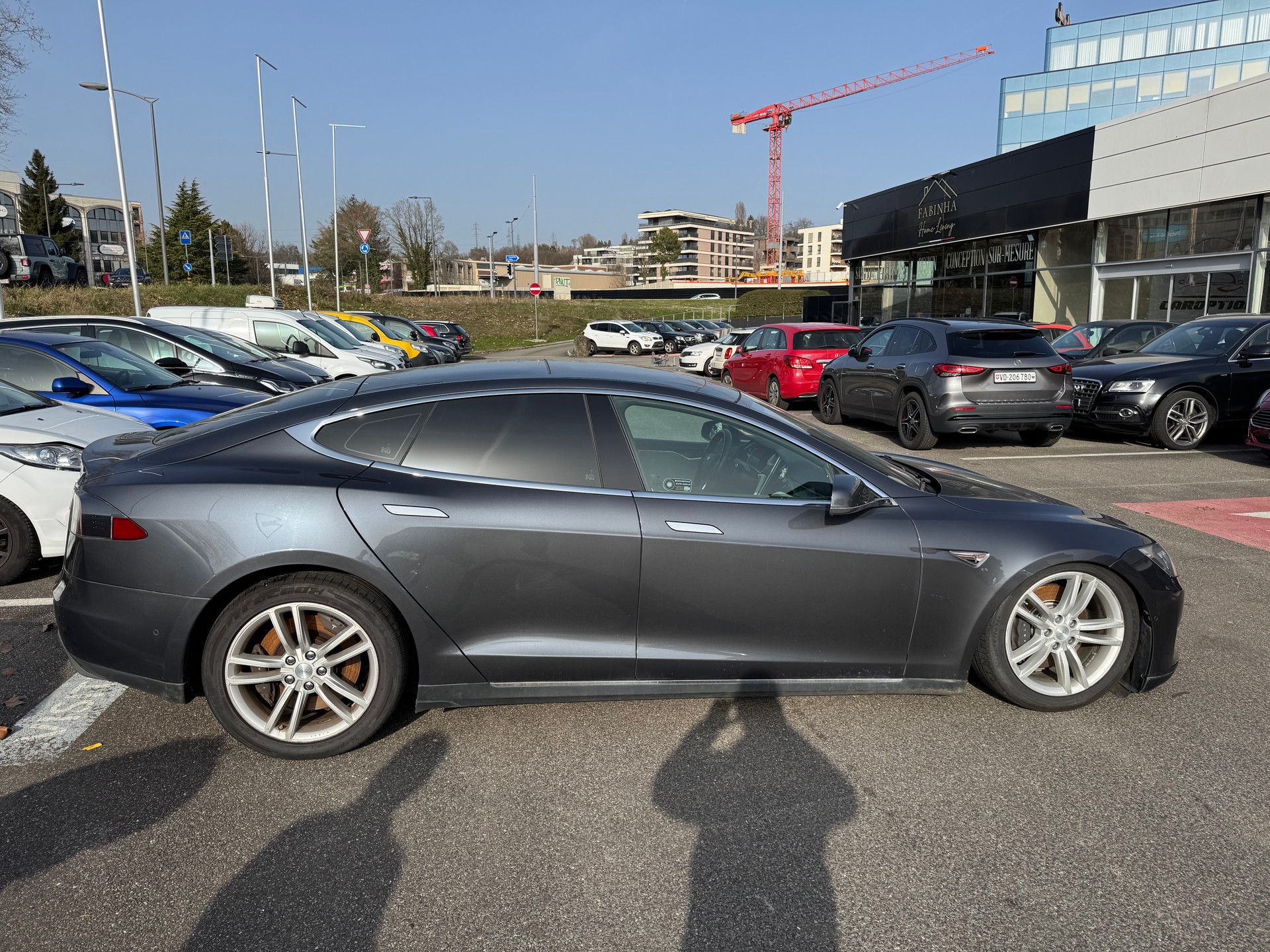 TESLA Model S 85 D-image-5