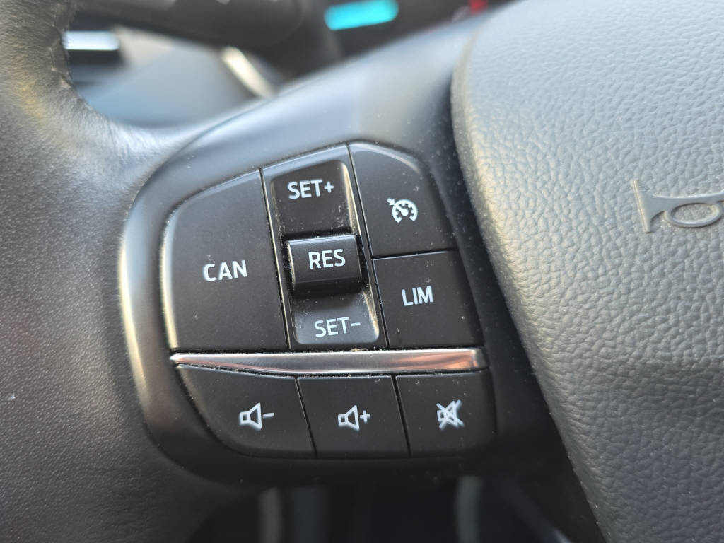 FORD Focus Station Wagon 1.0i EcoB 100 Business-image-21