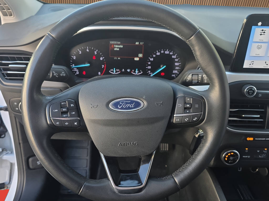 FORD Focus Station Wagon 1.0i EcoB 100 Business-image-14