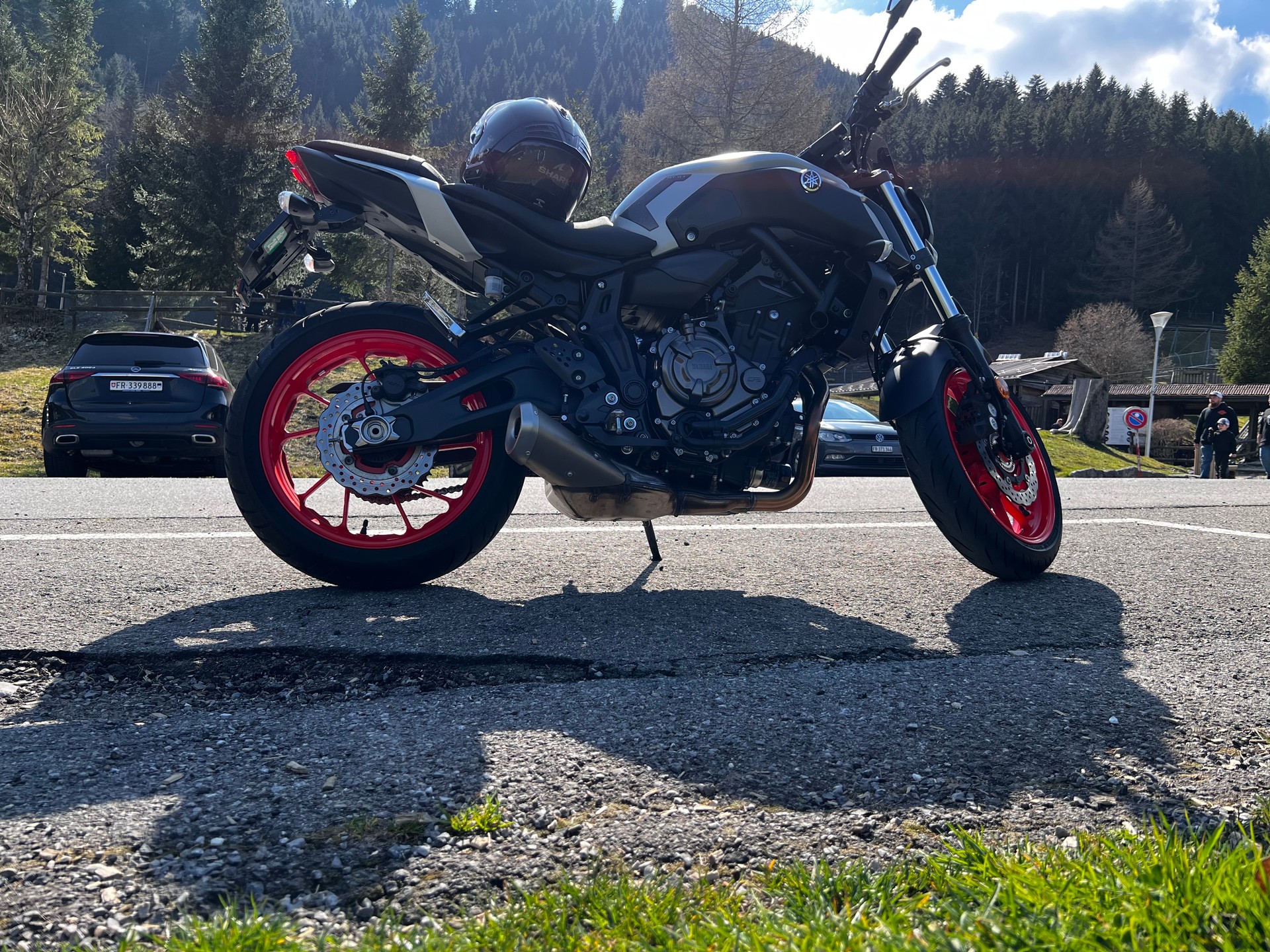 YAMAHA MT-07-image-2