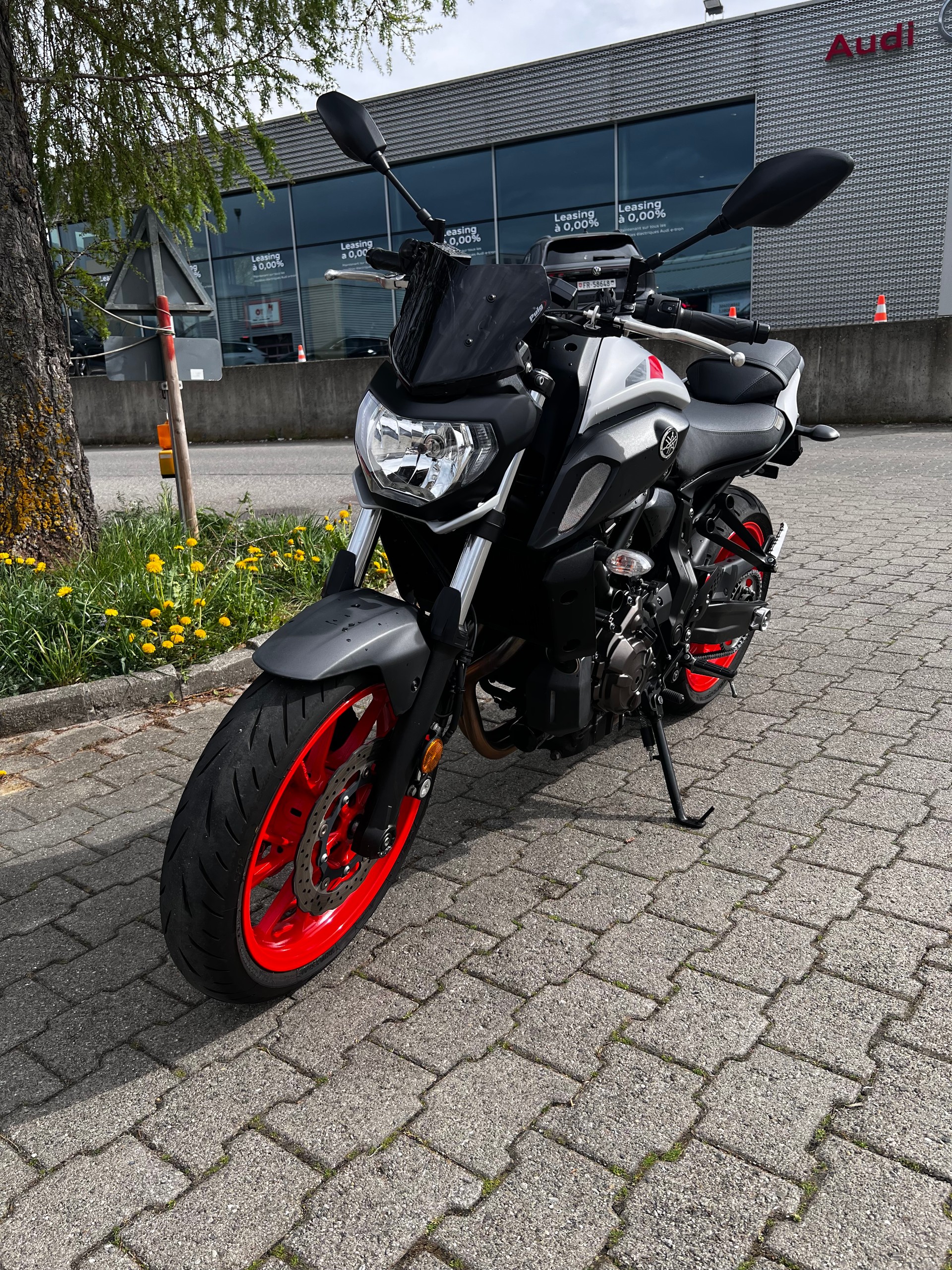 YAMAHA MT-07-image-4