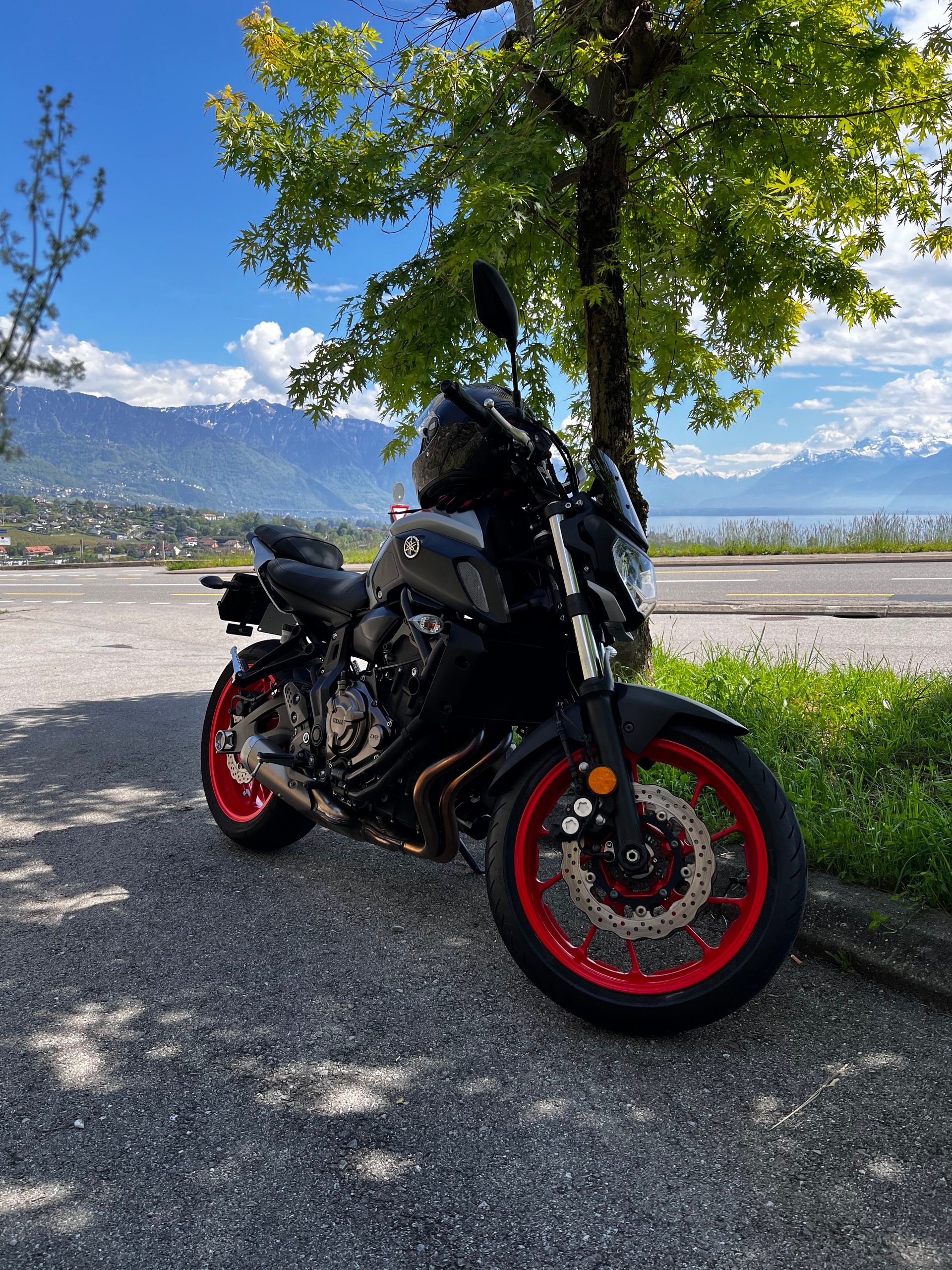 YAMAHA MT-07-image-1